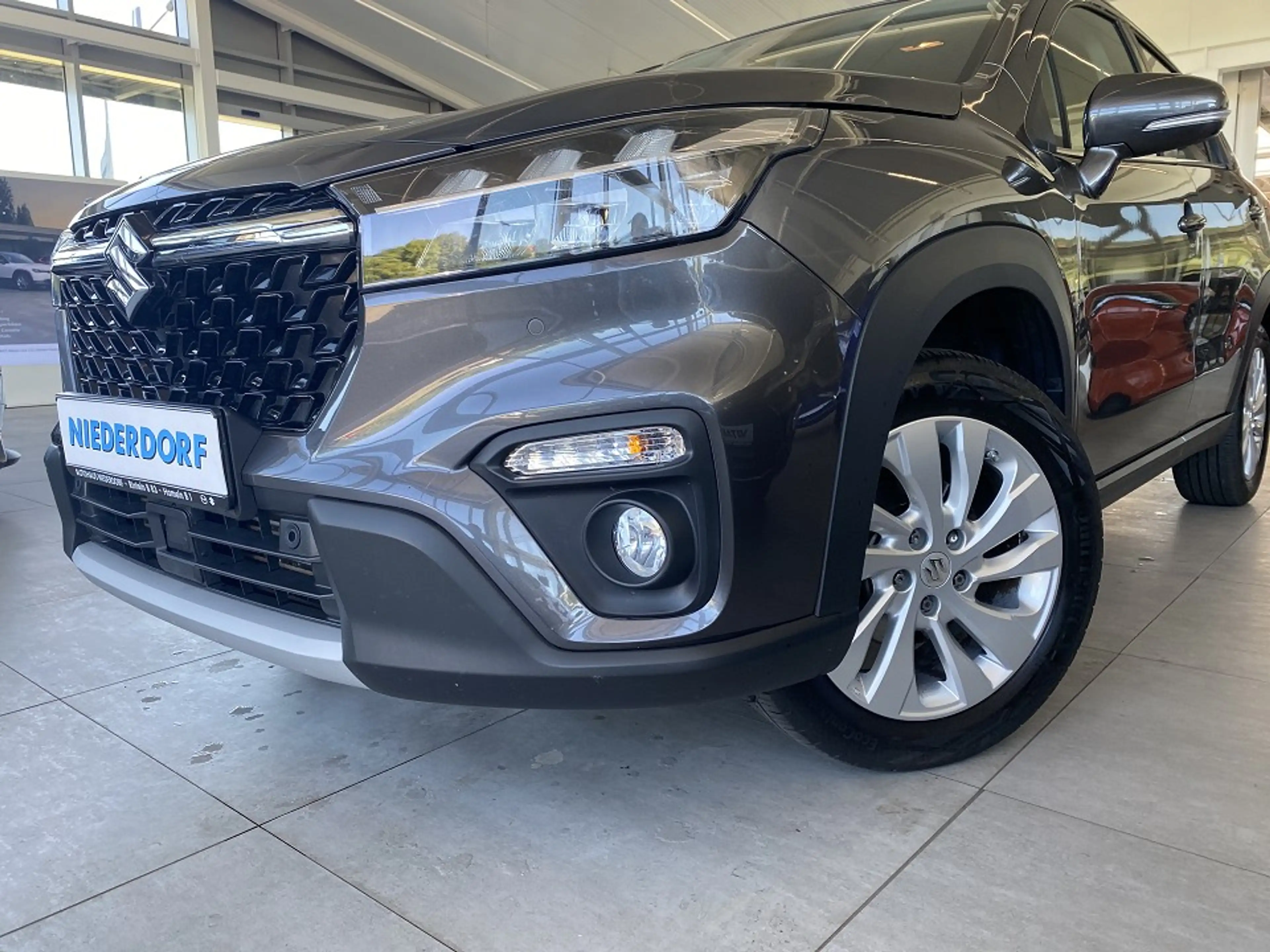 Suzuki S-Cross 1.4 Comfort Hybrid LED Apple Sitzhzg — photo 4