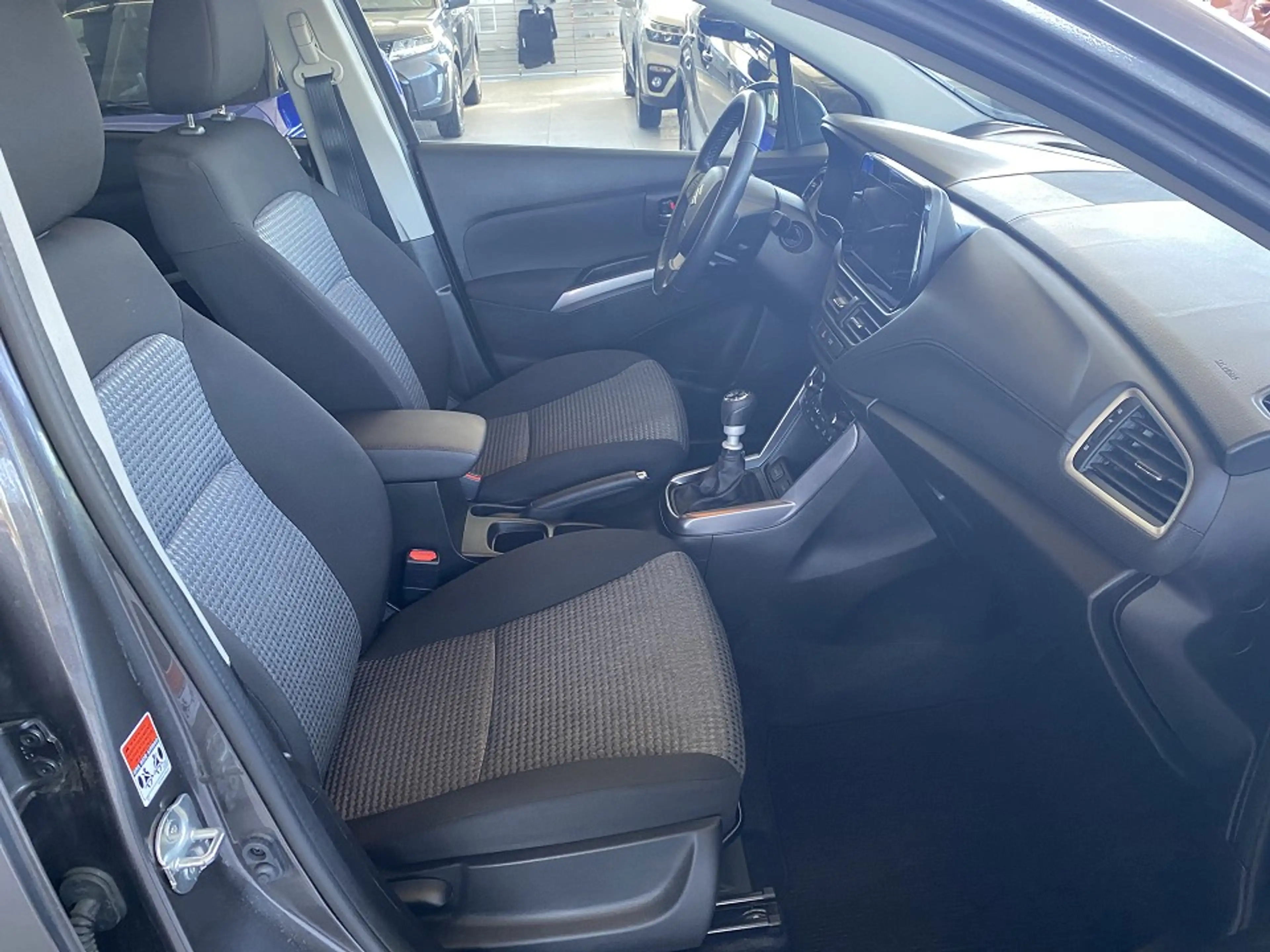 Suzuki S-Cross 1.4 Comfort Hybrid LED Apple Sitzhzg — photo 5