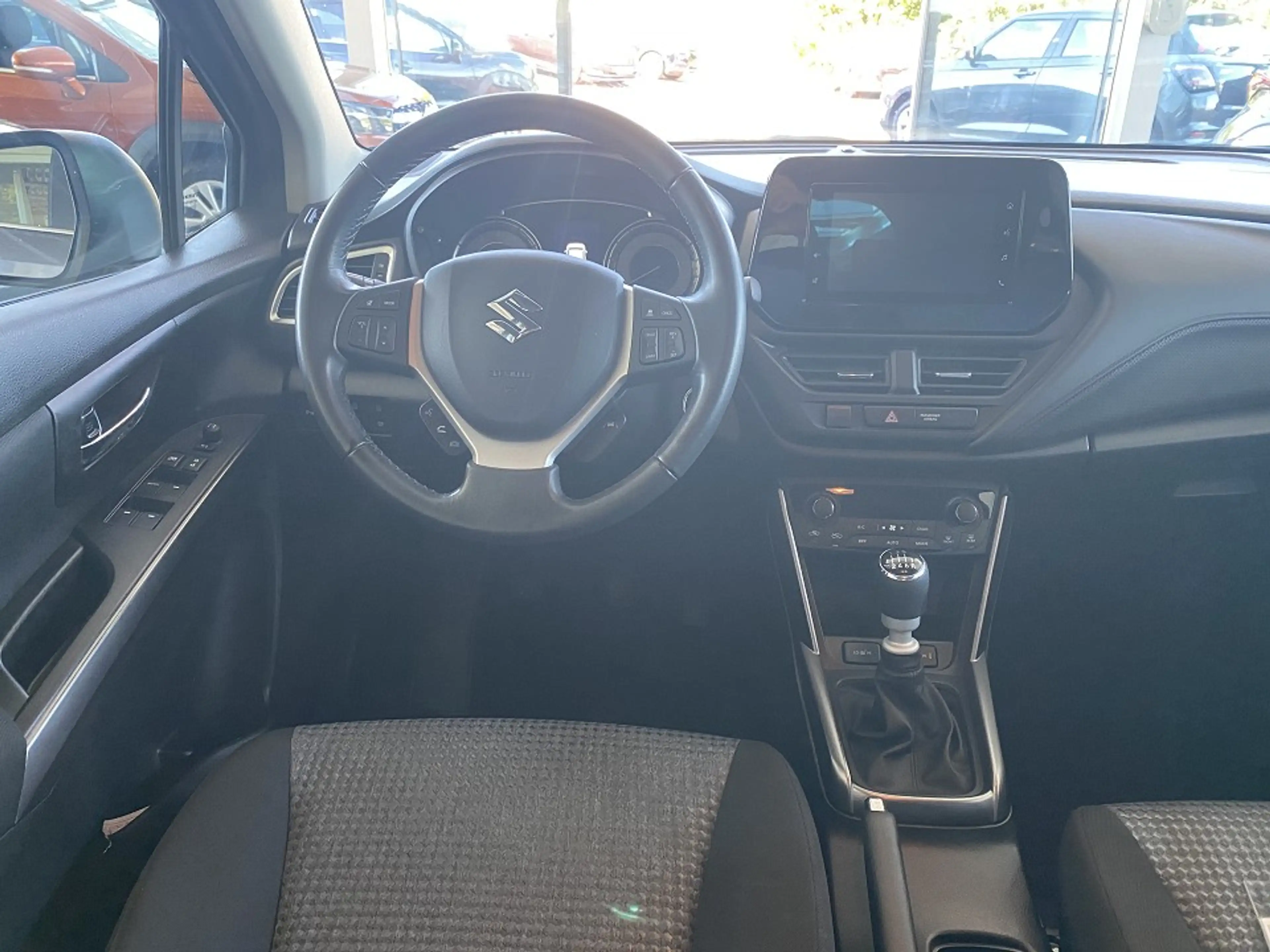 Suzuki S-Cross 1.4 Comfort Hybrid LED Apple Sitzhzg — photo 3