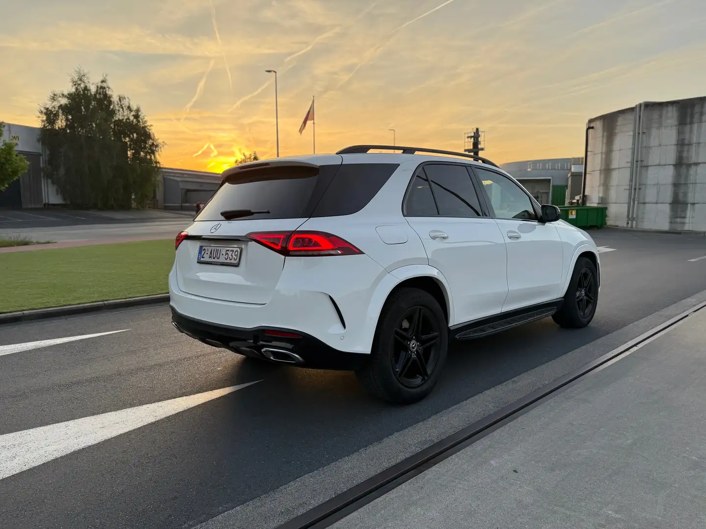 Mercedes-Benz GLE 300 GLE 300 d 4Matic 9G-TRONIC AMG Line Wit - 2