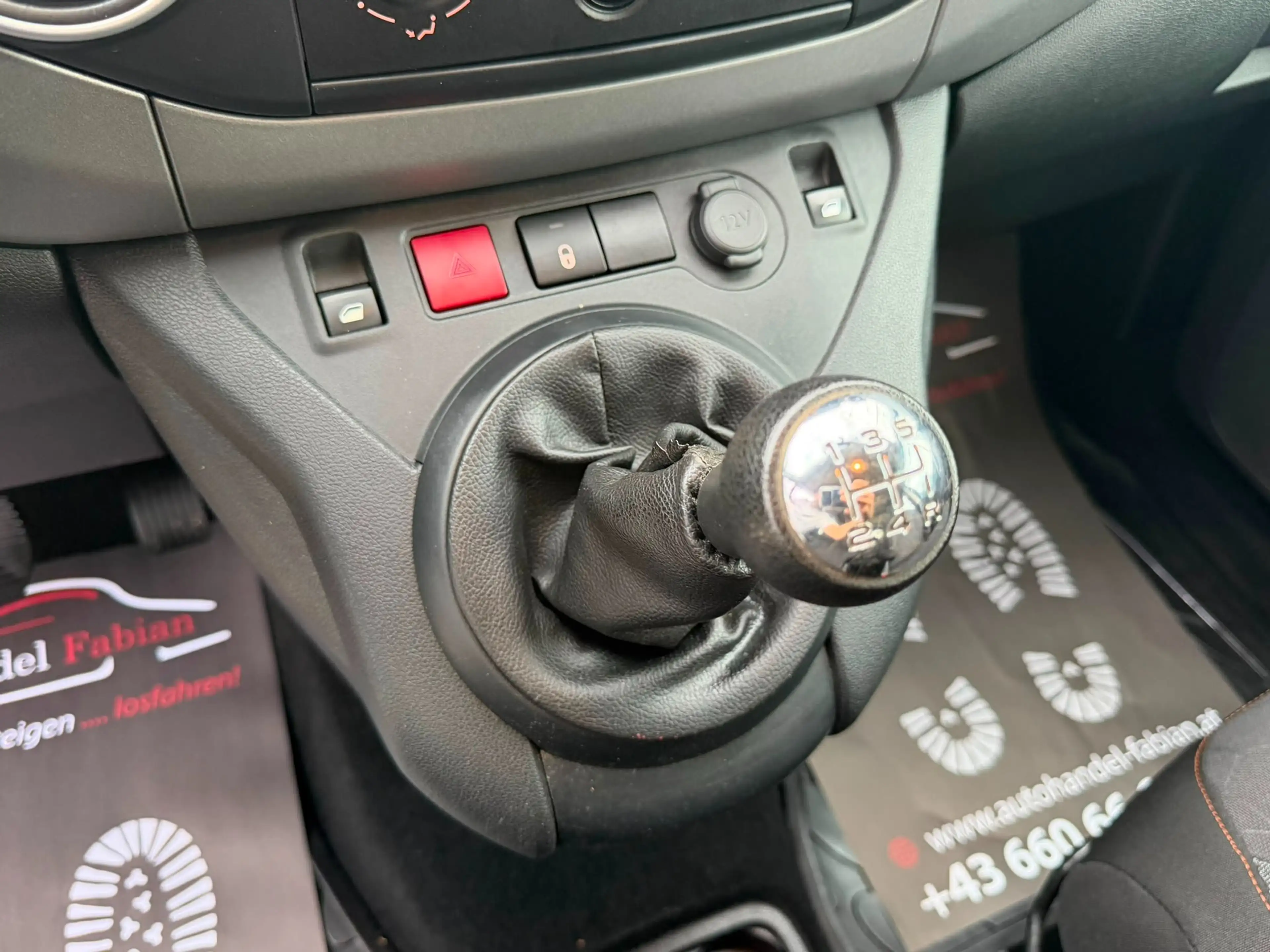 Peugeot Partner Tepee 1.6 100 Active mit Klima PICKERL Services — photo 5