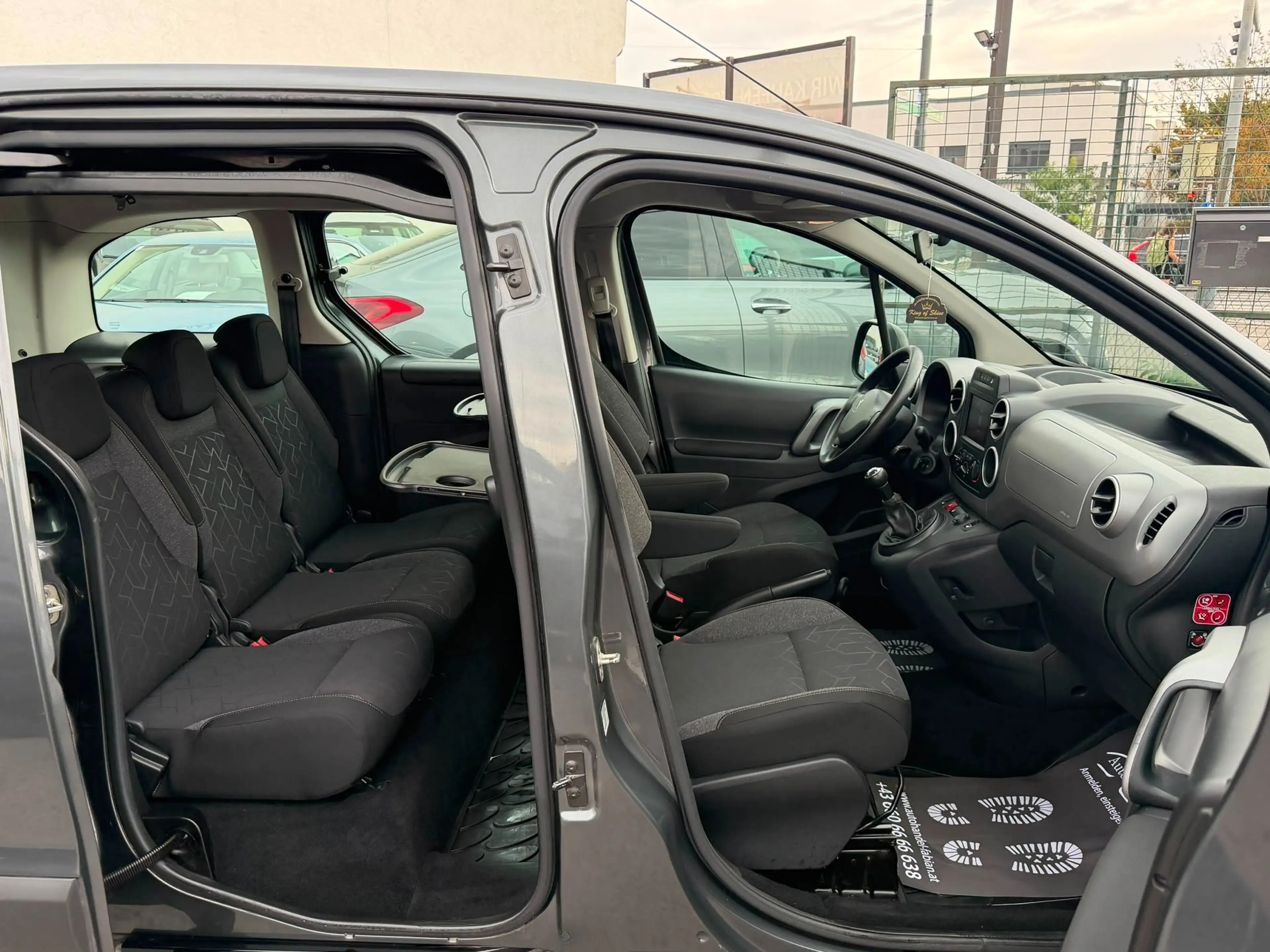 Peugeot Partner Tepee 1.6 100 Active mit Klima PICKERL Services — photo 4