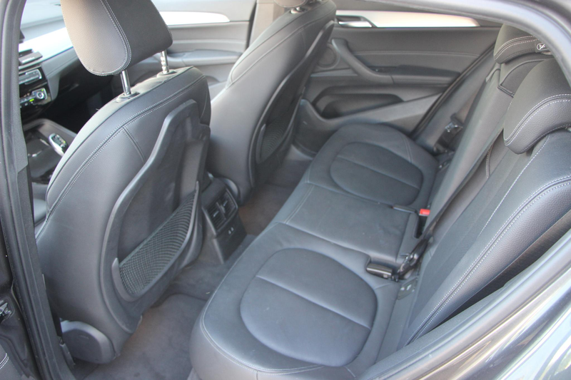 BMW X2 sDrive20i High Executive PANORAMADAK — photo 9