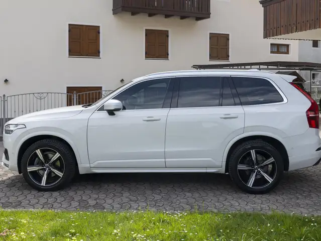 Volvo XC90 XC90 d5 R-design awd 235cv 7p