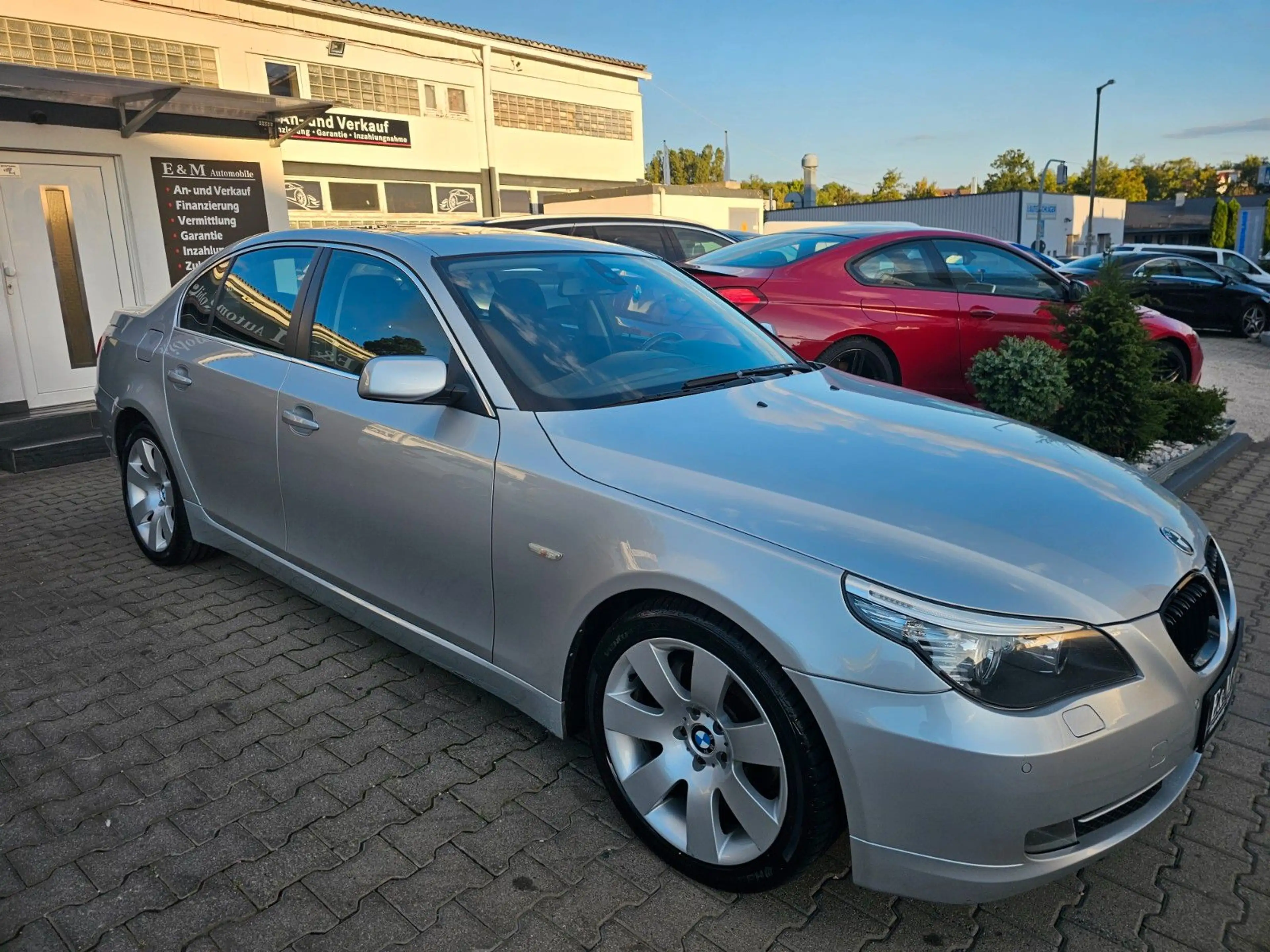 BMW 523 i Limousine Automatik*HU/AU NEU*NAVI*XENON*