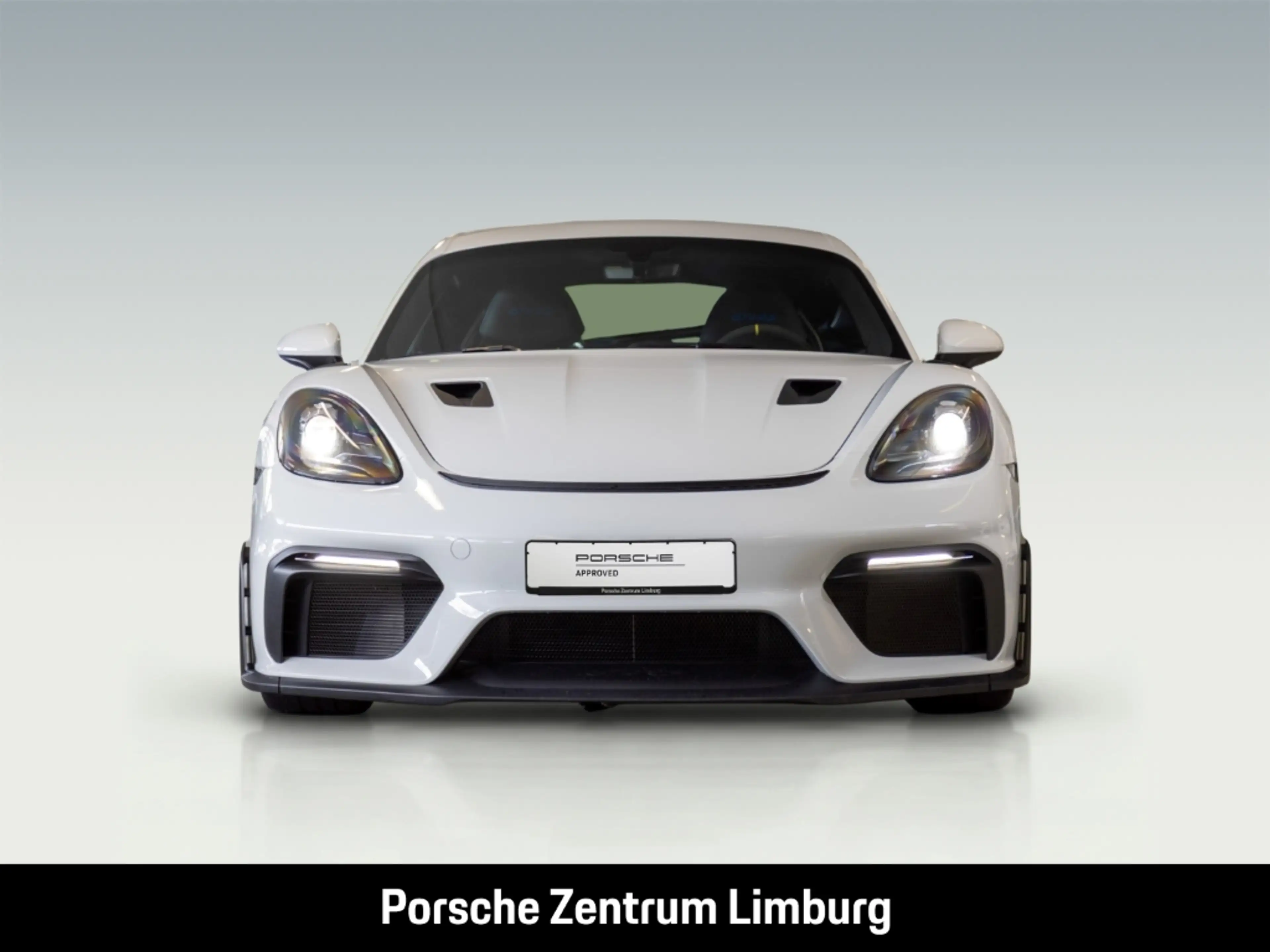 Porsche Cayman 718 GT4 RS — photo 2