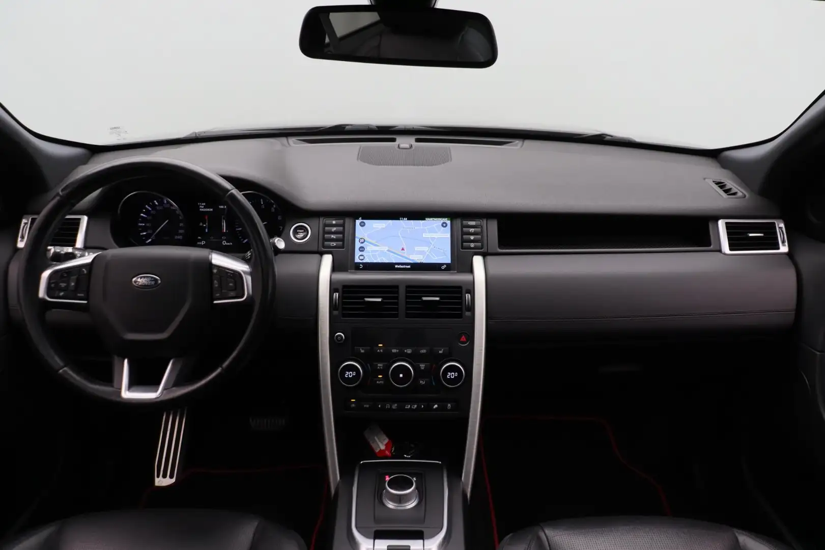 Land Rover Discovery Sport 2.0 Si4 4WD HSE Leder Navigatie Rondomzicht/Camera Grijs - 2