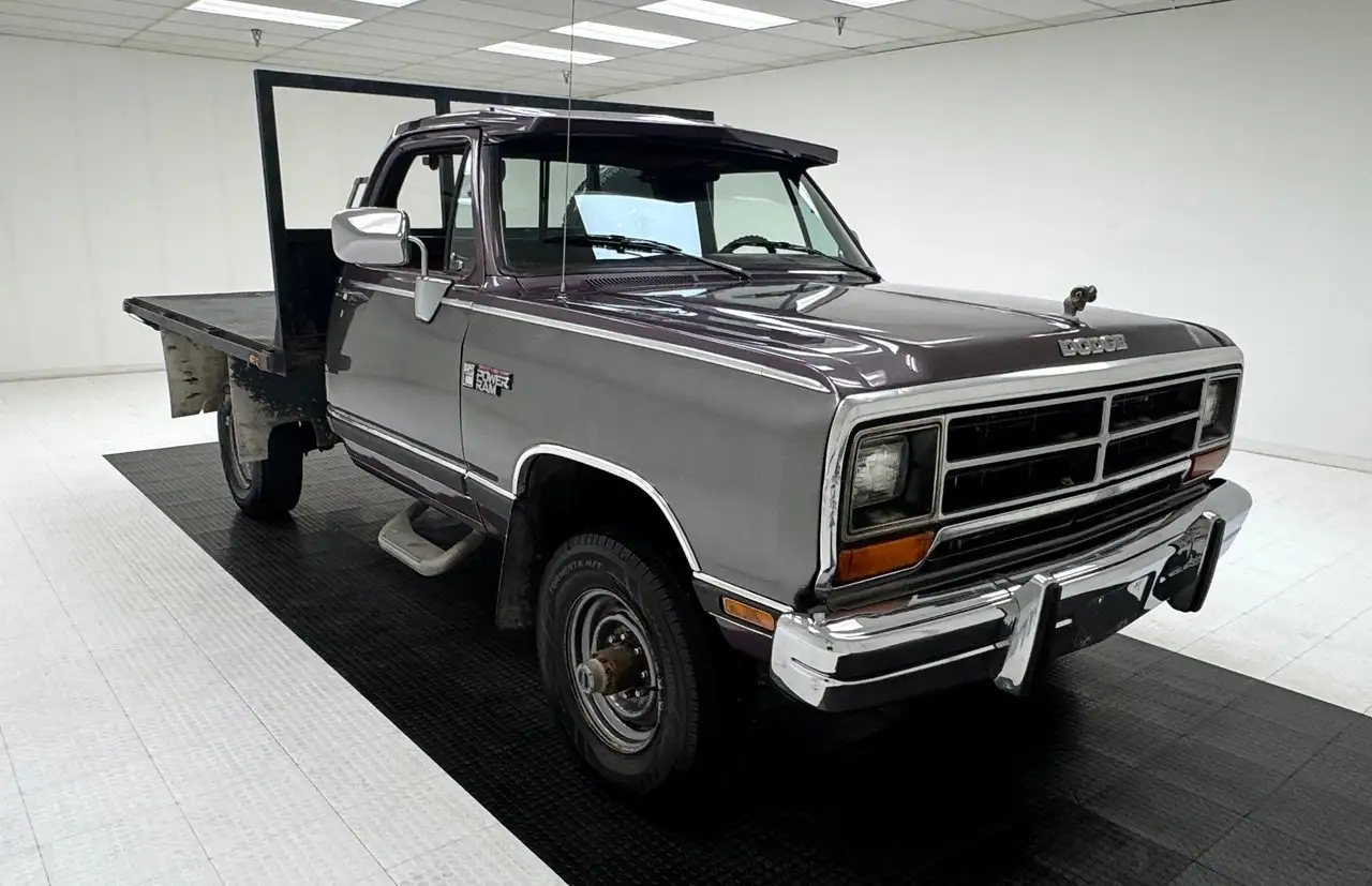 Dodge W250 LE 4x4 Flatbed, foto 7