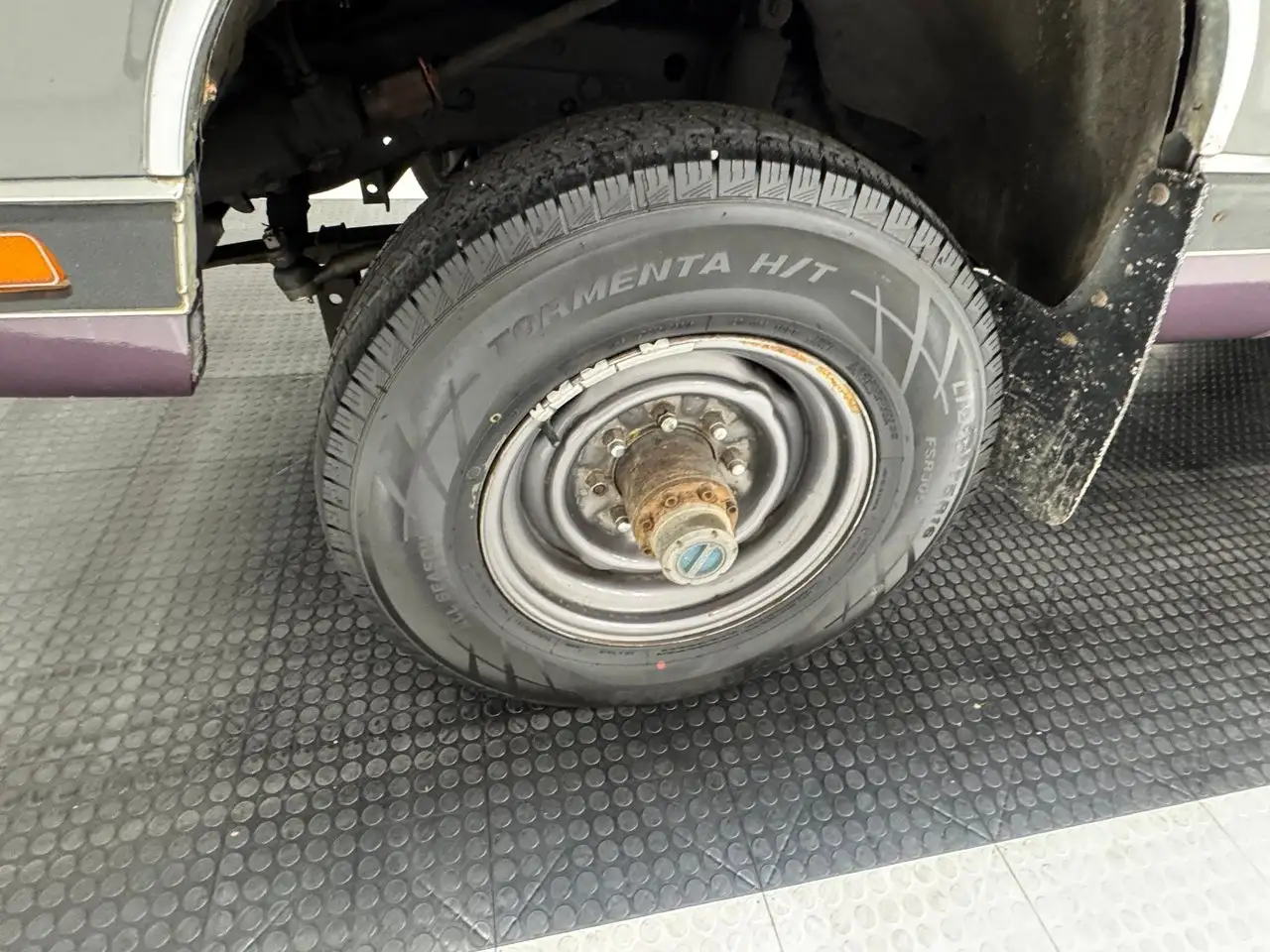 Dodge W250 LE 4x4 Flatbed, foto 12