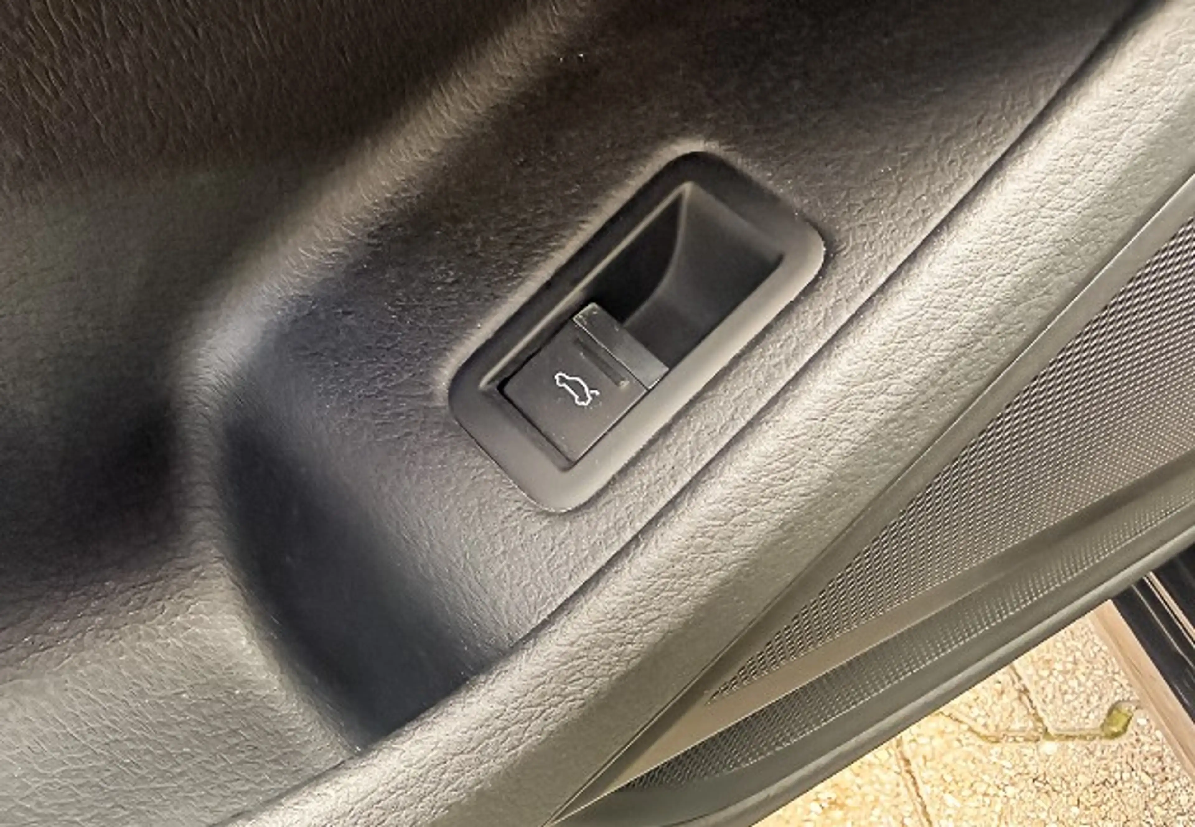 Audi A8 50 3.0 TDI quattro Matrix SHZ Navi — photo 9