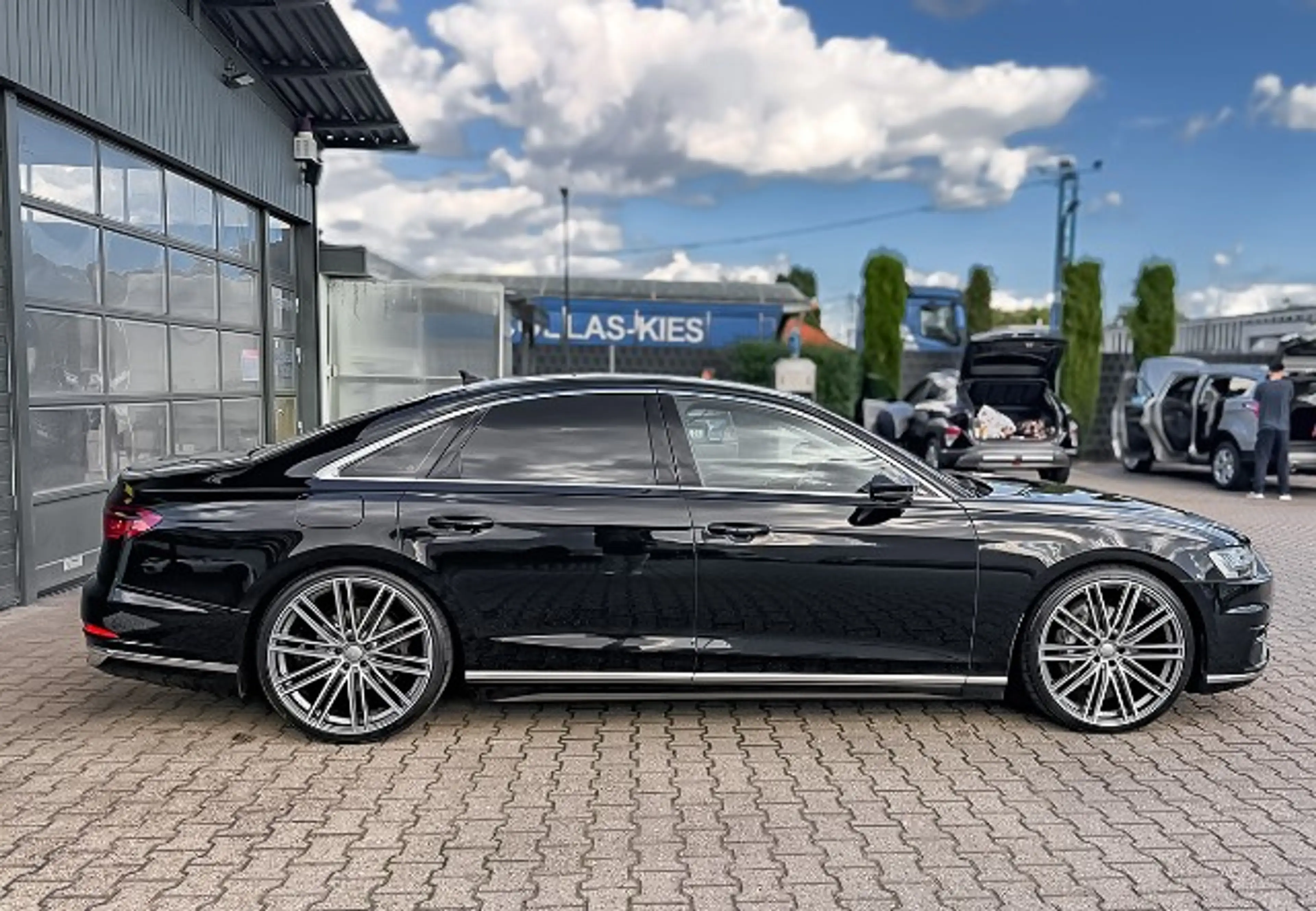 Audi A8 50 3.0 TDI quattro Matrix SHZ Navi — photo 6