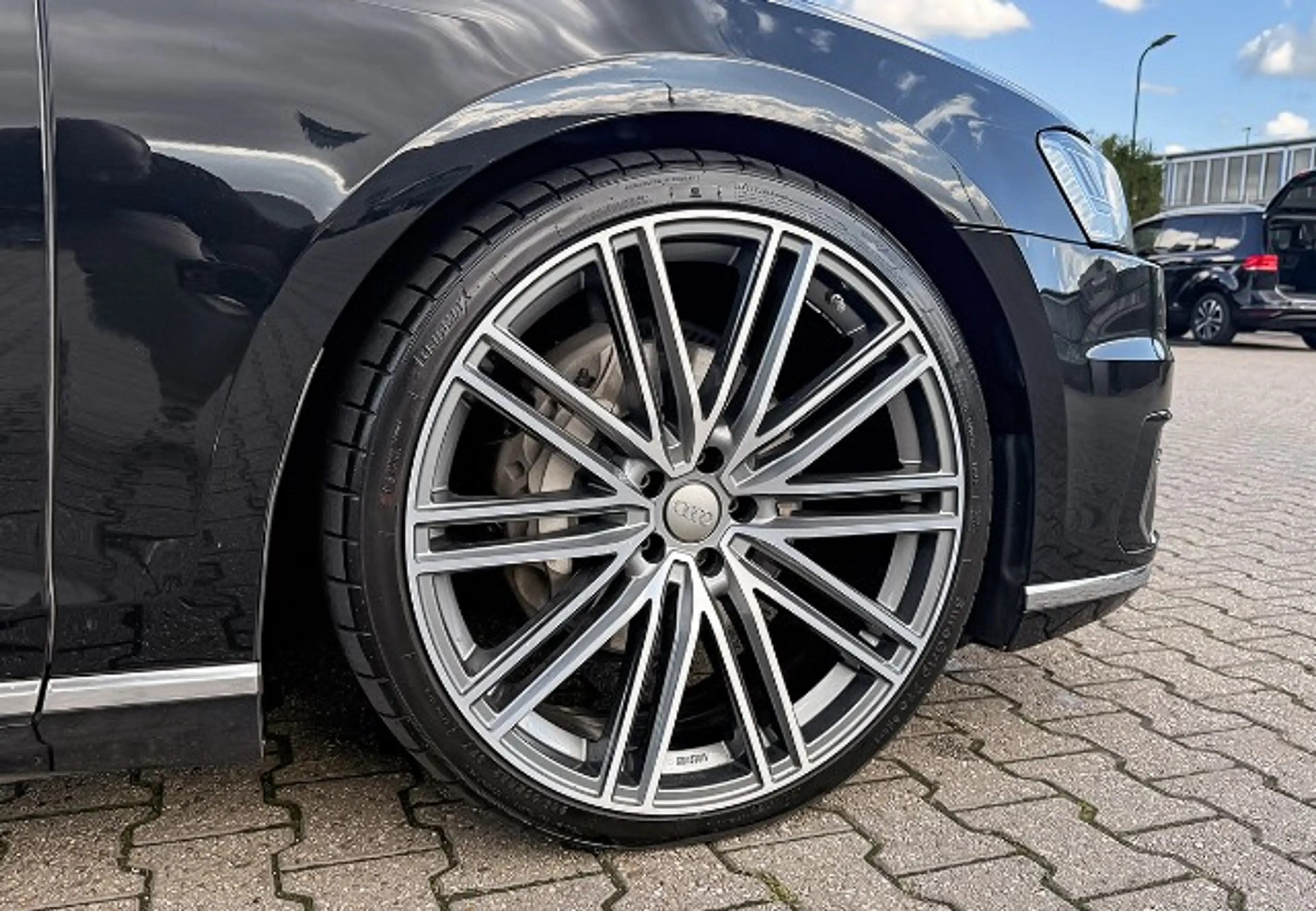 Audi A8 50 3.0 TDI quattro Matrix SHZ Navi — photo 7
