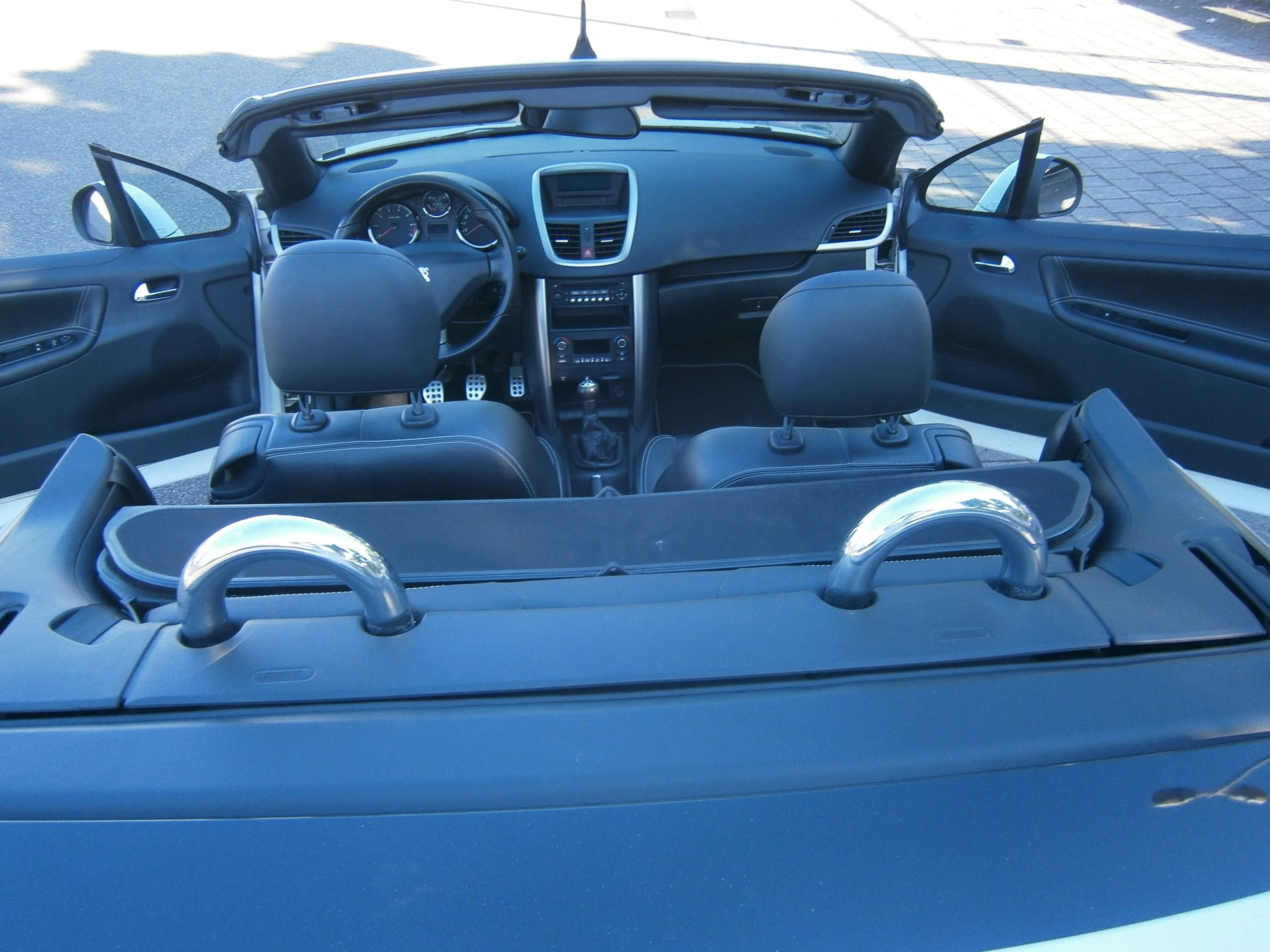 Second hand Peugeot 207 