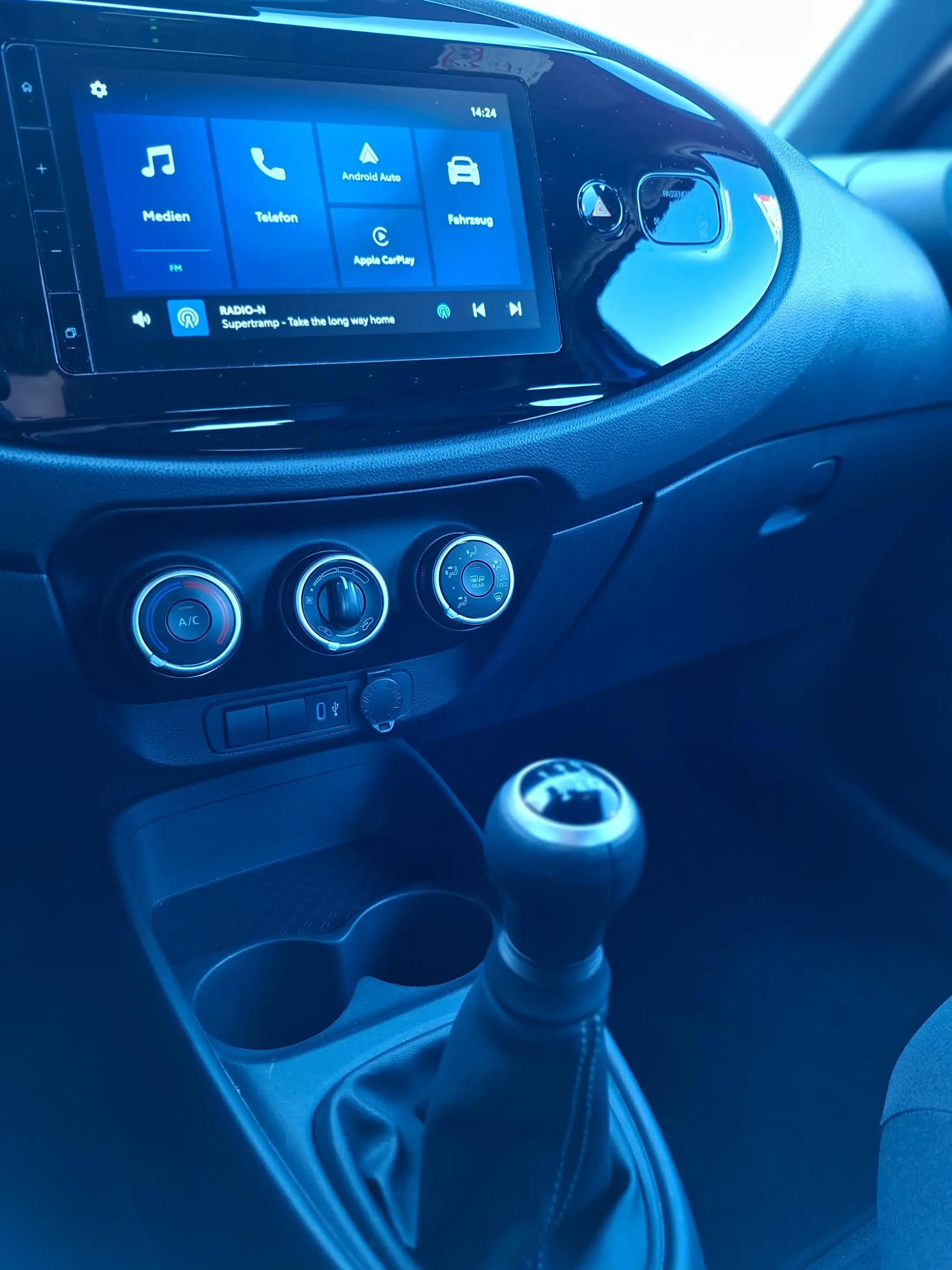 Toyota Aygo X 1,0 VVT-i Play — photo 10