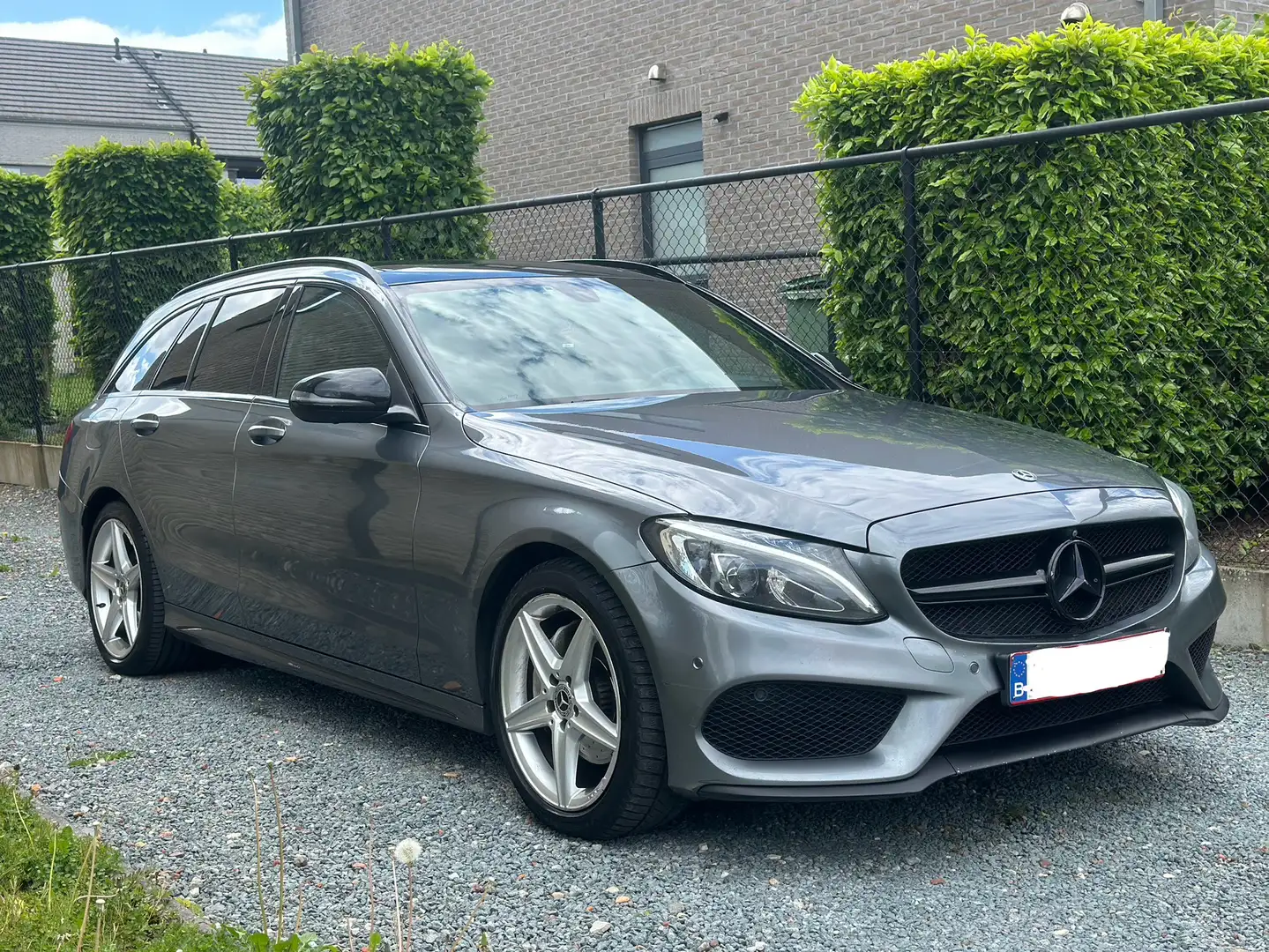 Mercedes-Benz C 200 d / PACK AMG / 2018 / FULL Gris - 2