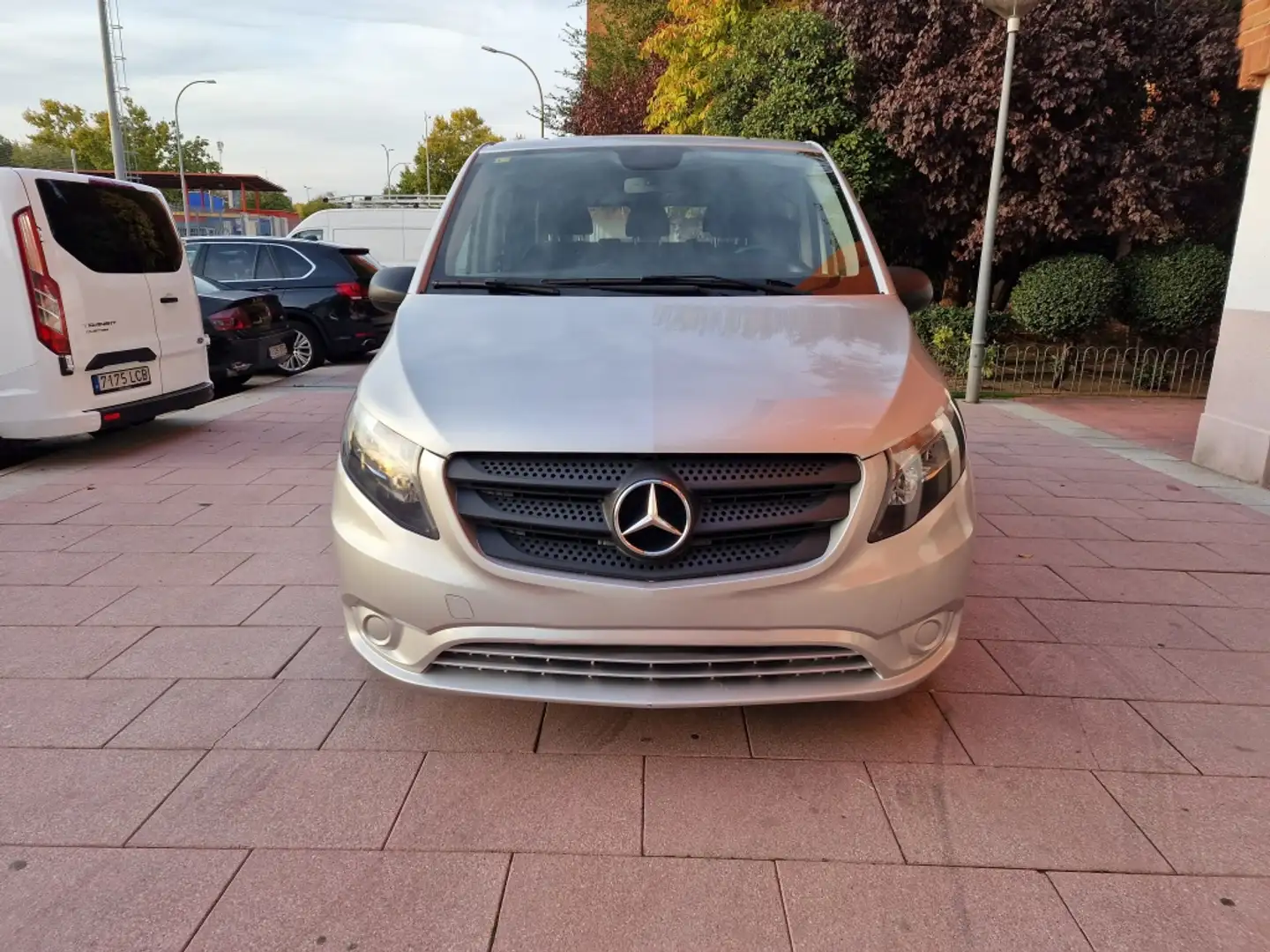 Mercedes-Benz Vito Mixto 114CDI Larga Gris - 2