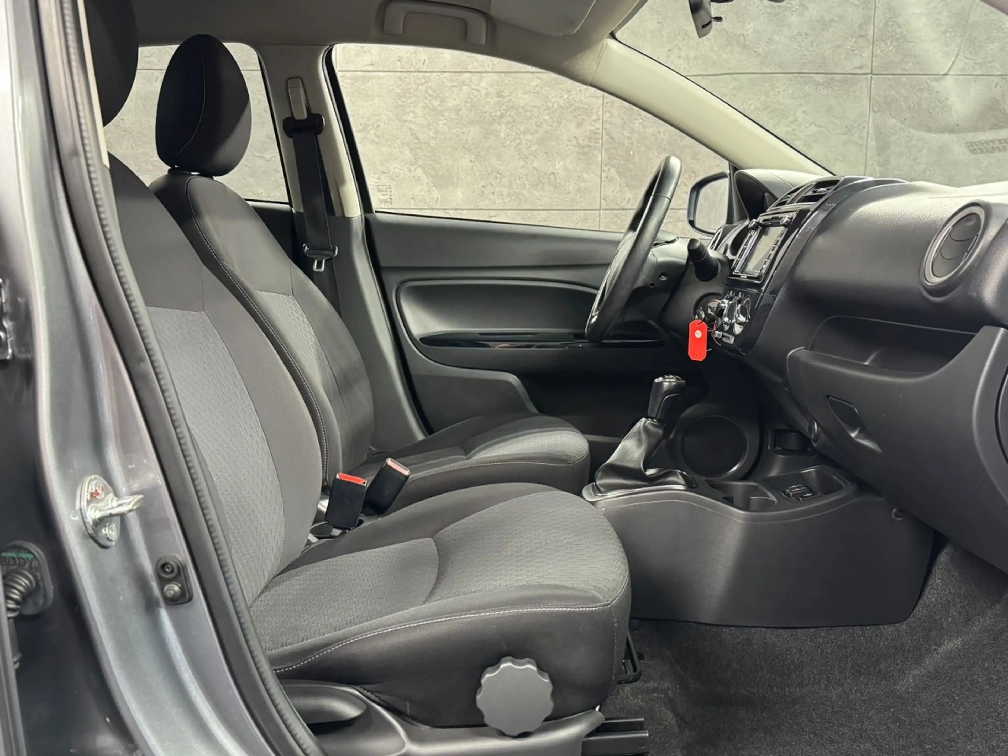 Mitsubishi Space Star Edition 100+ Navi*CarPlay*SHZ*Klima* Klima — photo 11