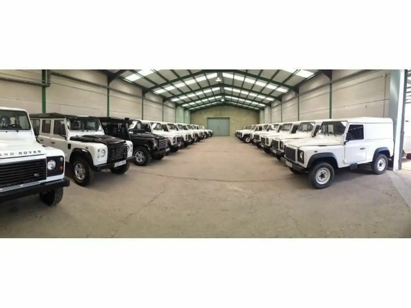 Land Rover Defender 110 SW SE Blanco - 1