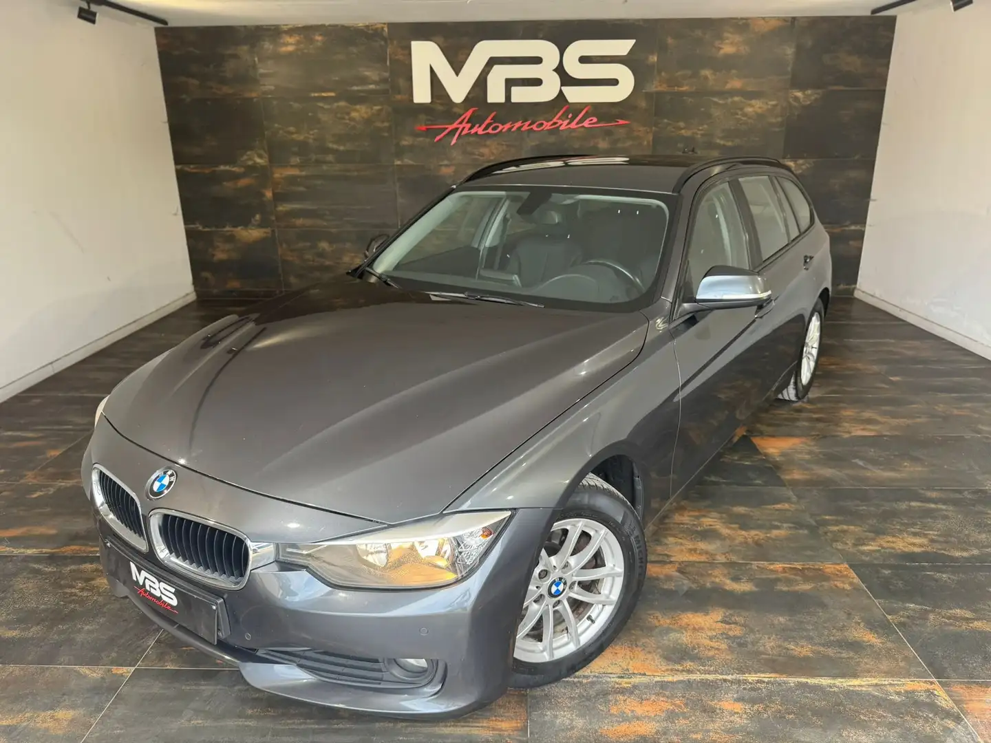 BMW 318 318D *AUTO *CUIR *BI-ZONE *CAPTEURS *CRUISE *GPS Grau - 2