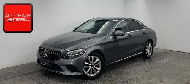 Mercedes-Benz C 180 Avantgarde LED+KAMERA+NAVI+CARPLAY+