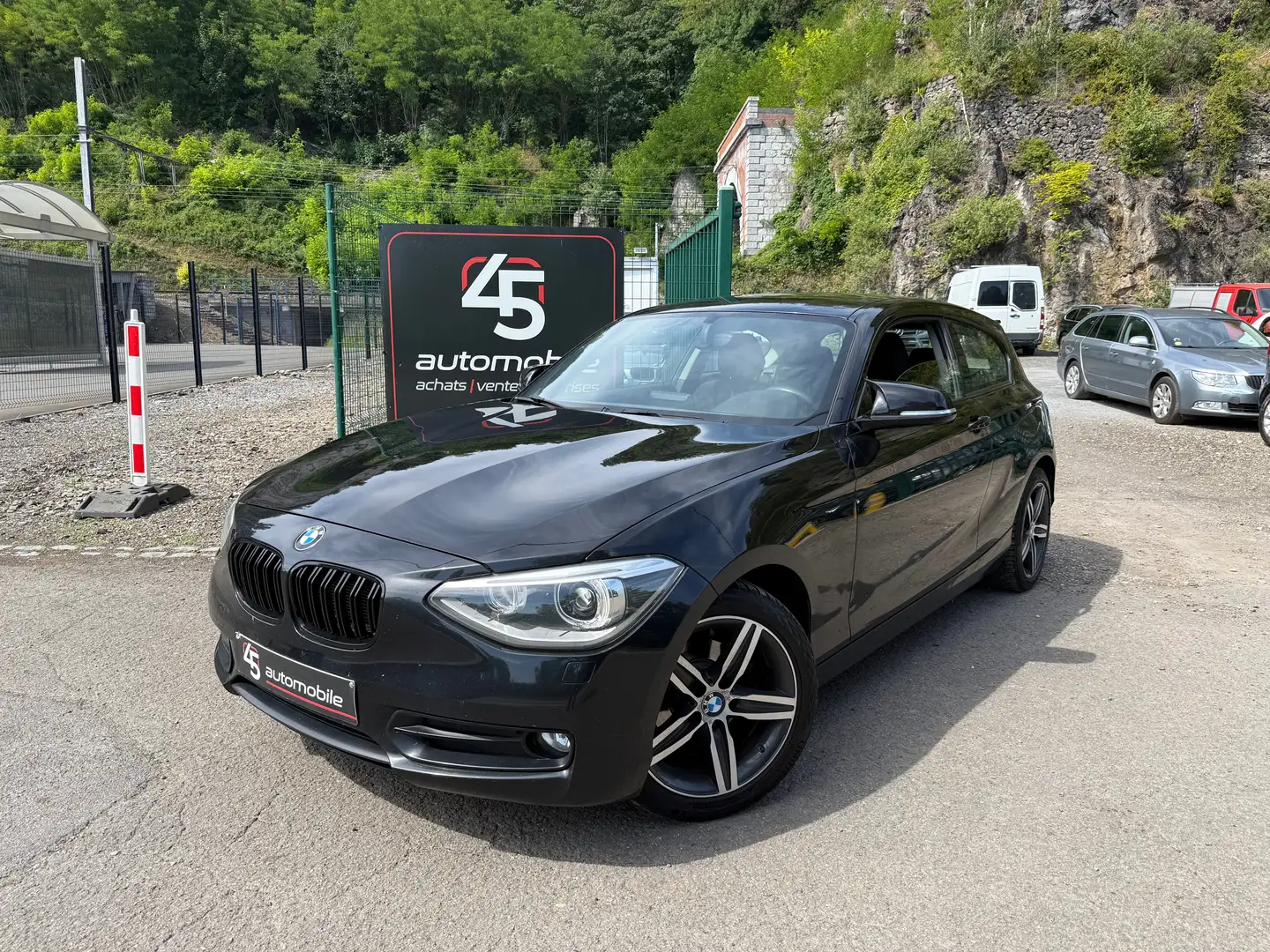 BMW 114 114 d Red Devils Sport Edition Černá - 1