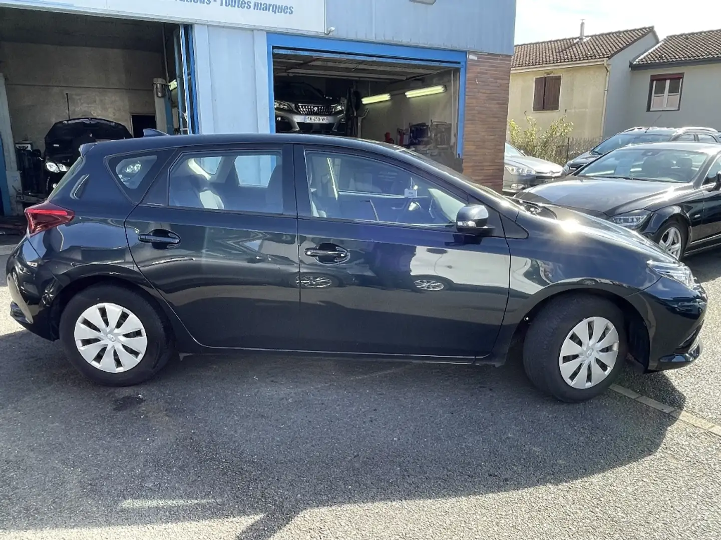 Toyota Auris 100 VVT-i Tendance - 2