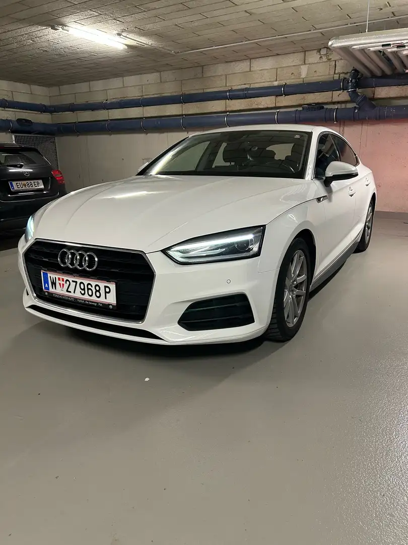 Audi A5 SB 2,0 TDI Weiß - 1