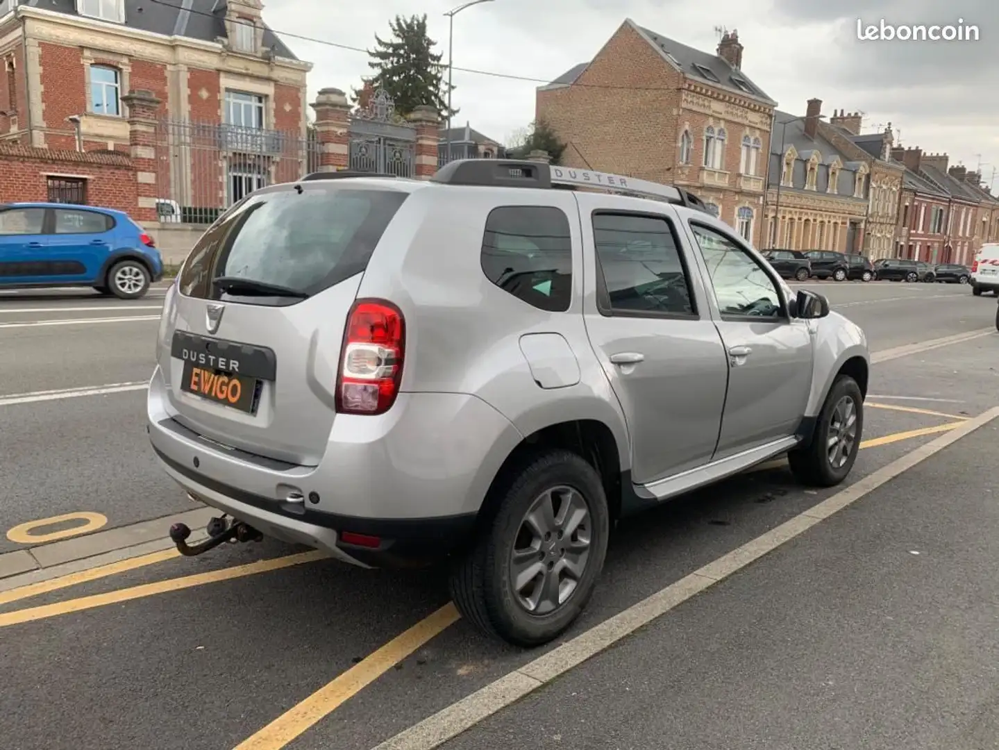 Dacia Duster 1.5 DCI 110 PRESTIGE 4X2 CAMÉRA DE RECUL Gris - 2