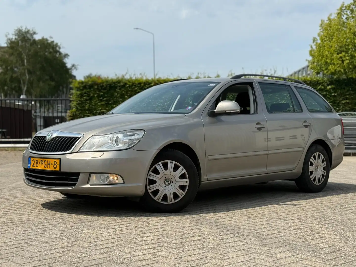 Skoda Octavia Combi 1.6 TDI Greentech Ambition (INRUILKOOPJE) Beige - 1