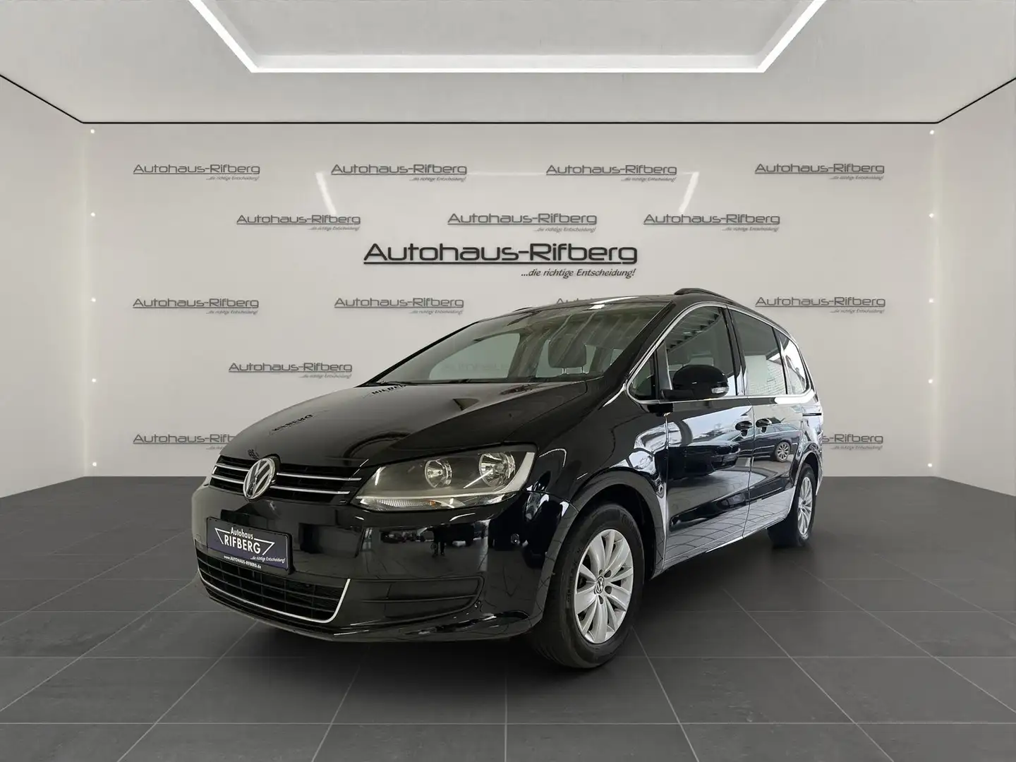 Volkswagen Sharan 1.4 TSI Comfortline/DSG/NAVI/PANO/AHK/7SI Schwarz - 1