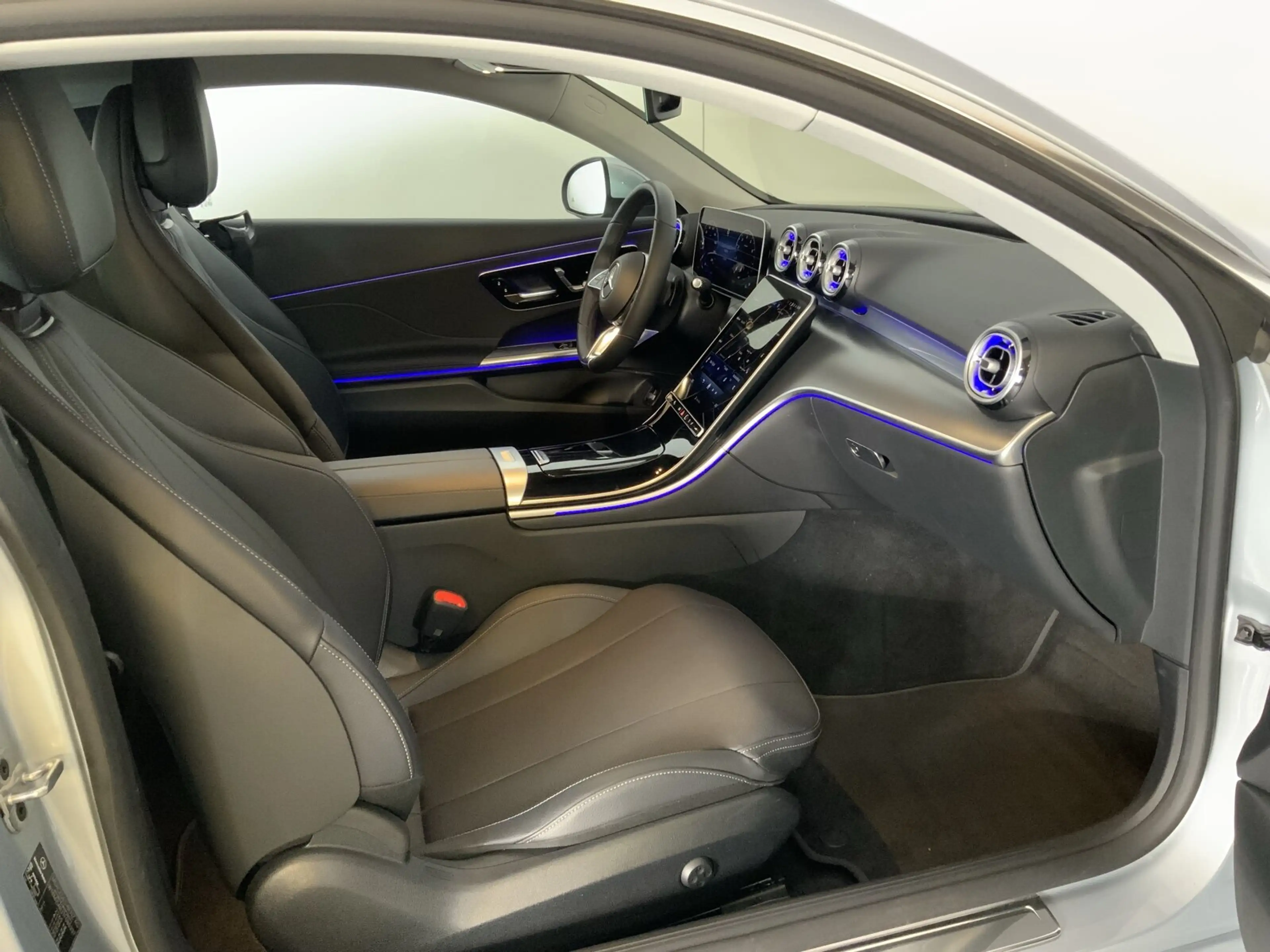 Mercedes-Benz CLE 200 CLE 200 Coupé — photo 15