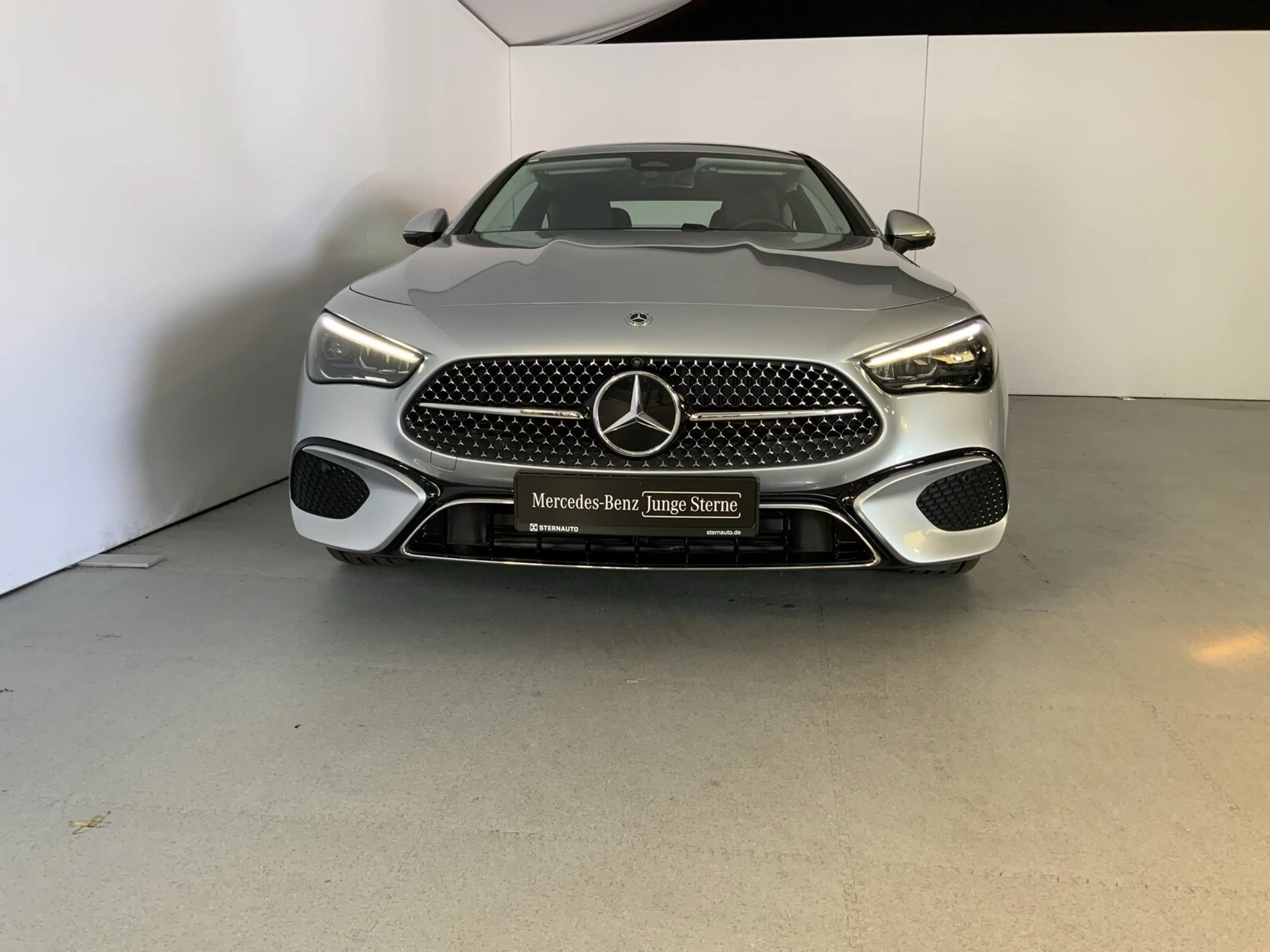 Mercedes-Benz CLE 200 CLE 200 Coupé — photo 2