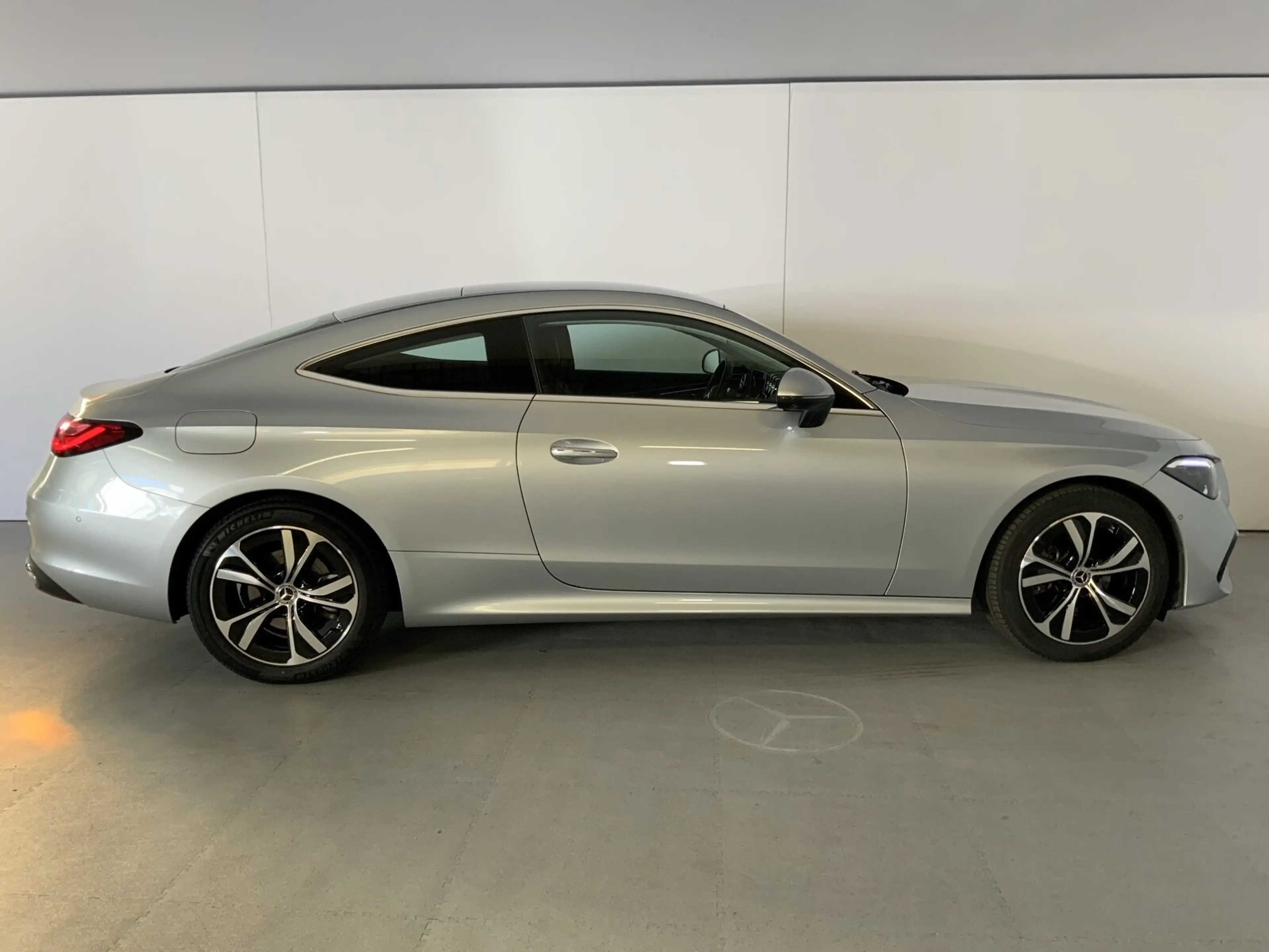 Mercedes-Benz CLE 200 CLE 200 Coupé — photo 4