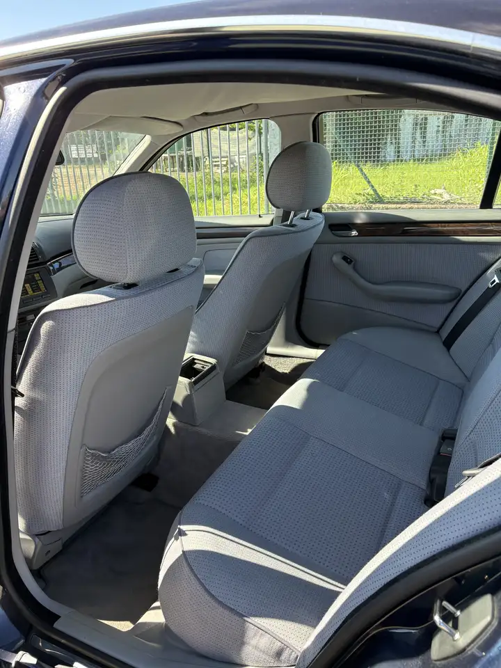 BMW 320i c/clima auto, foto 9