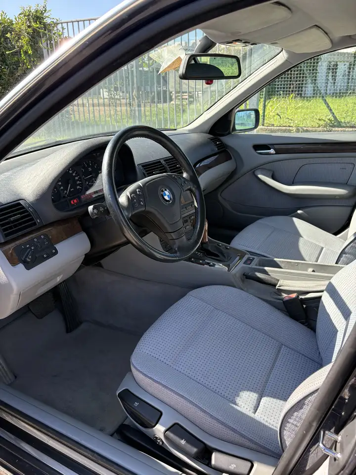 BMW 320i c/clima auto, foto 8