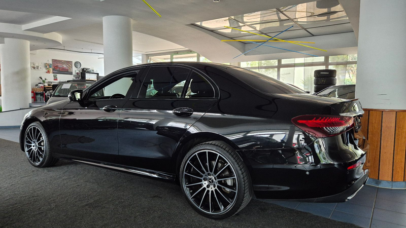 Mercedes-Benz E 400 E400d 4Matic AMG Line/20"/360°/ACC/Night/Widescr — photo 9