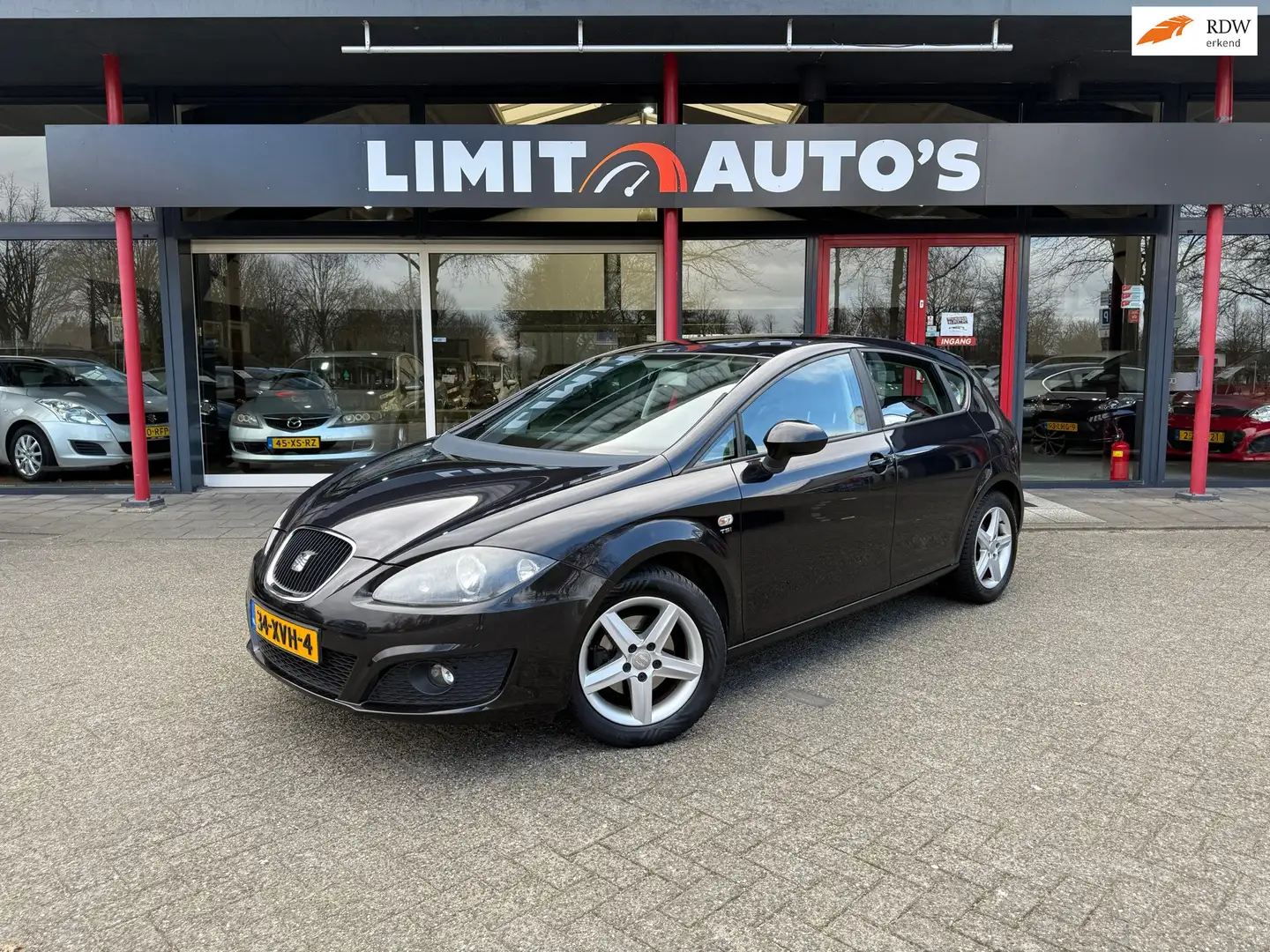 SEAT Leon 1.2 TSI Good Stuff/Climate/Cruise/Navi/Elek.Ramen/ Zwart - 1
