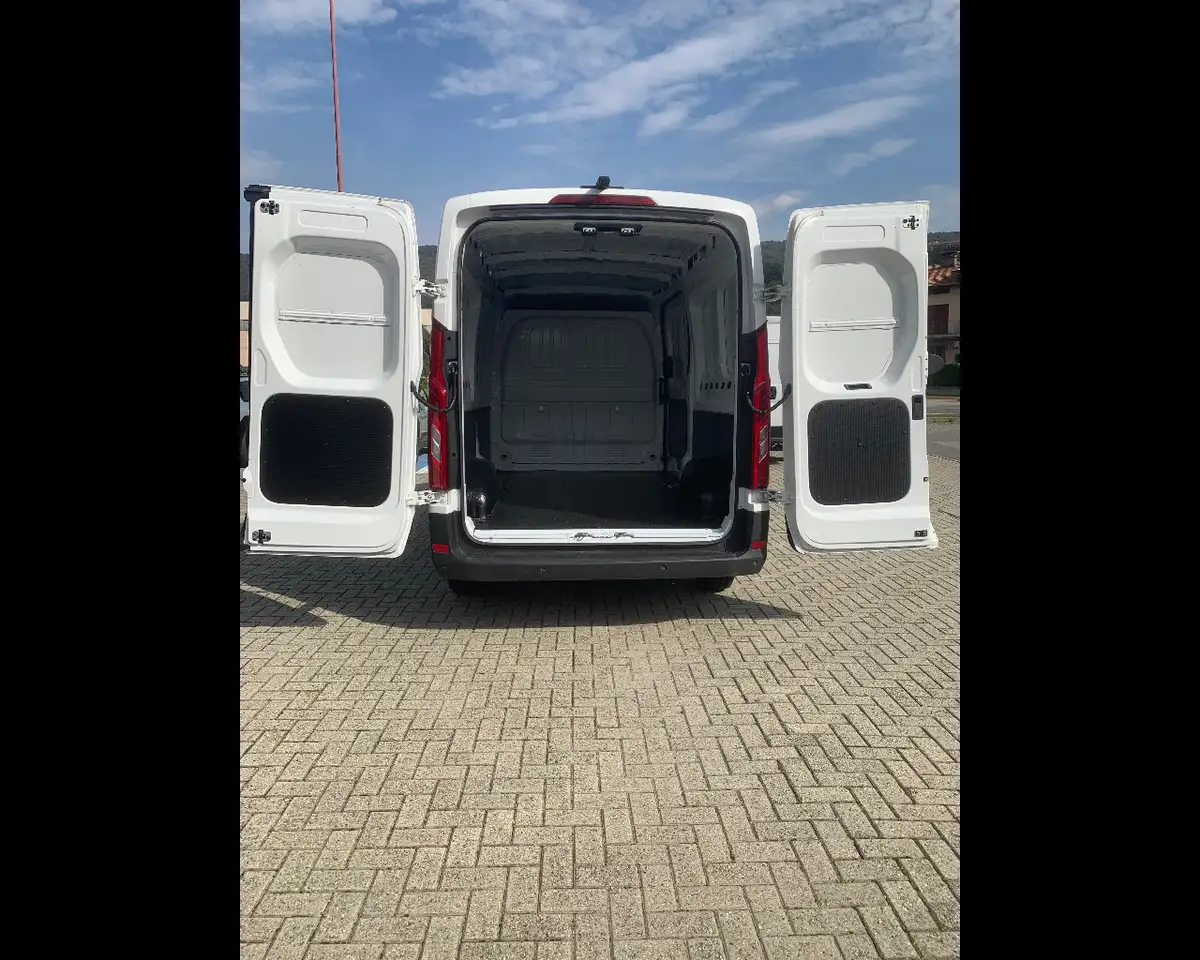 Maxus eDeliver 9 2026