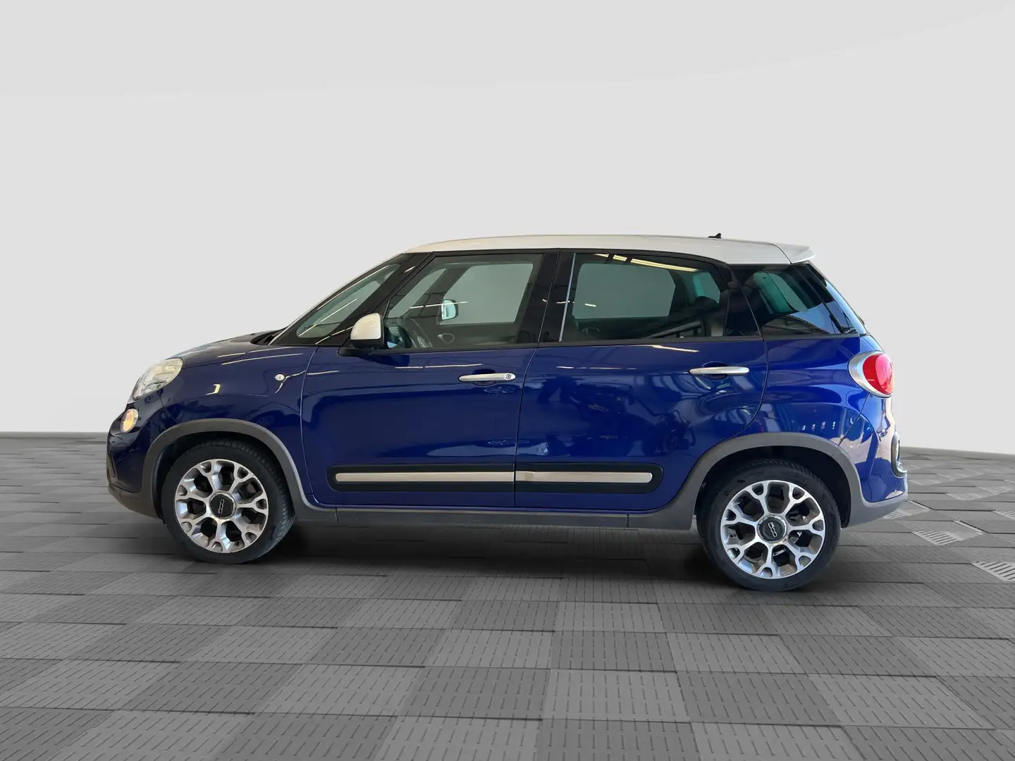 Fiat 500L 1.6 Multijet 120CV Trekking TETTO PANORAMICO Blu/Azzurro - 2