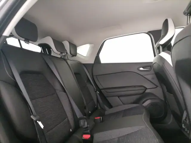 Renault Captur view 8