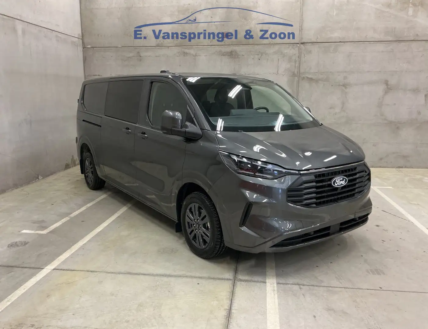 Ford Transit Custom Grijs - 2