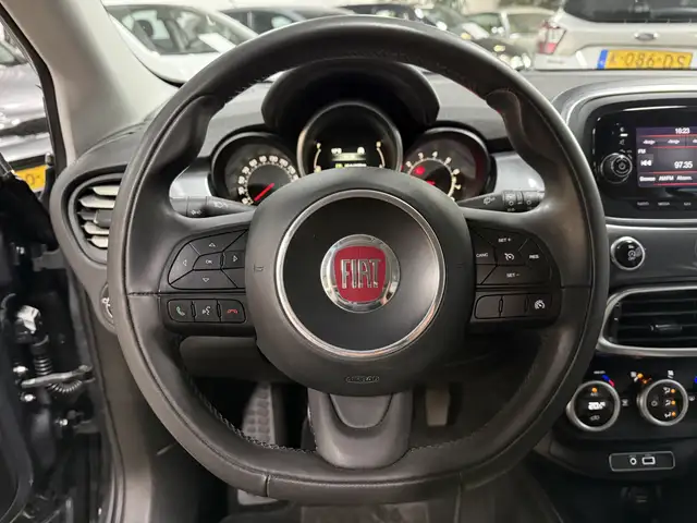 Fiat 500X view 14