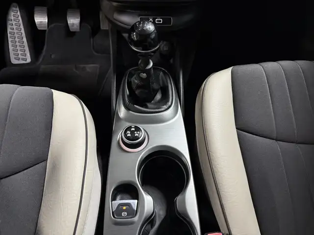 Fiat 500X view 13