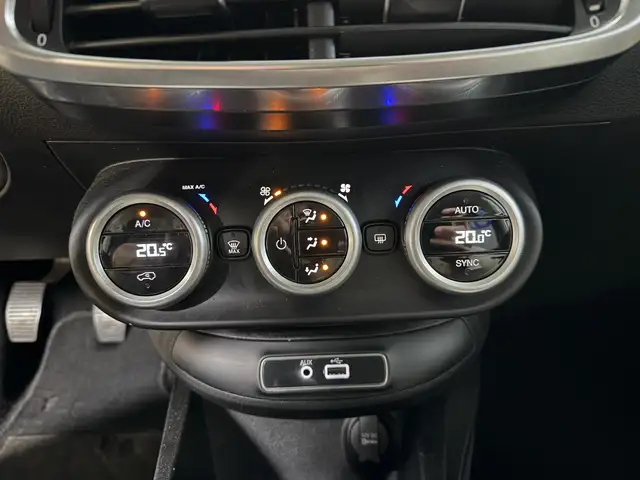 Fiat 500X view 12