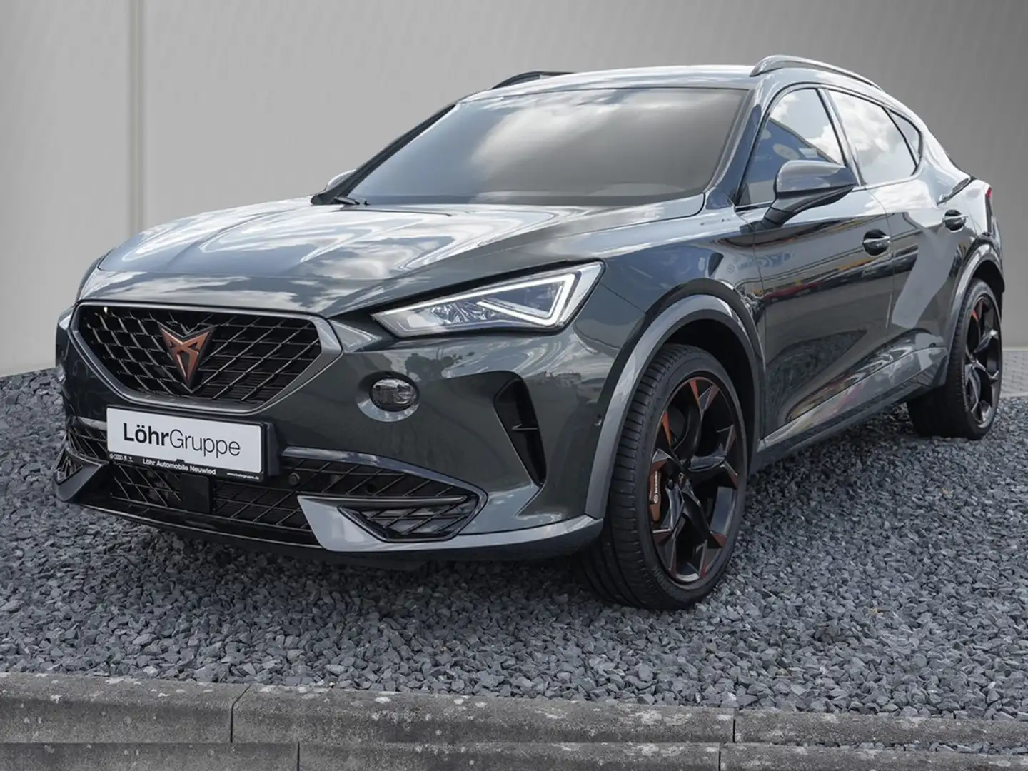 CUPRA Formentor TSI VZ 4Drive DSG /Navi/AHK/RFK/BEATS Grün - 2