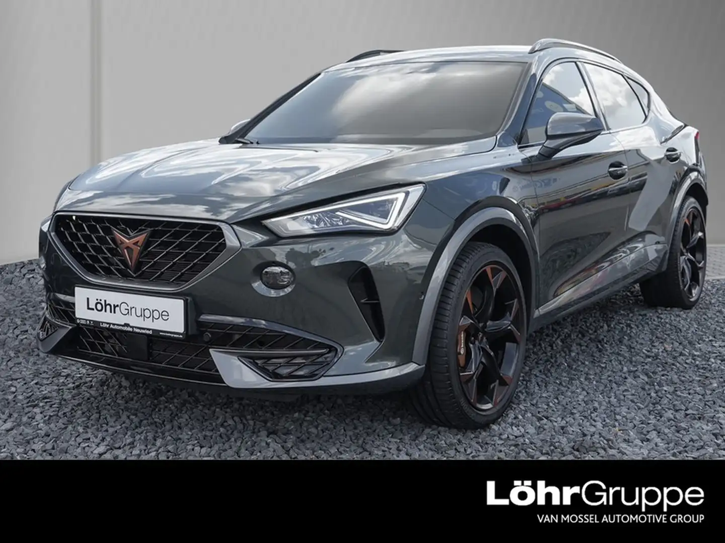 CUPRA Formentor TSI VZ 4Drive DSG /Navi/AHK/RFK/BEATS Grün - 1