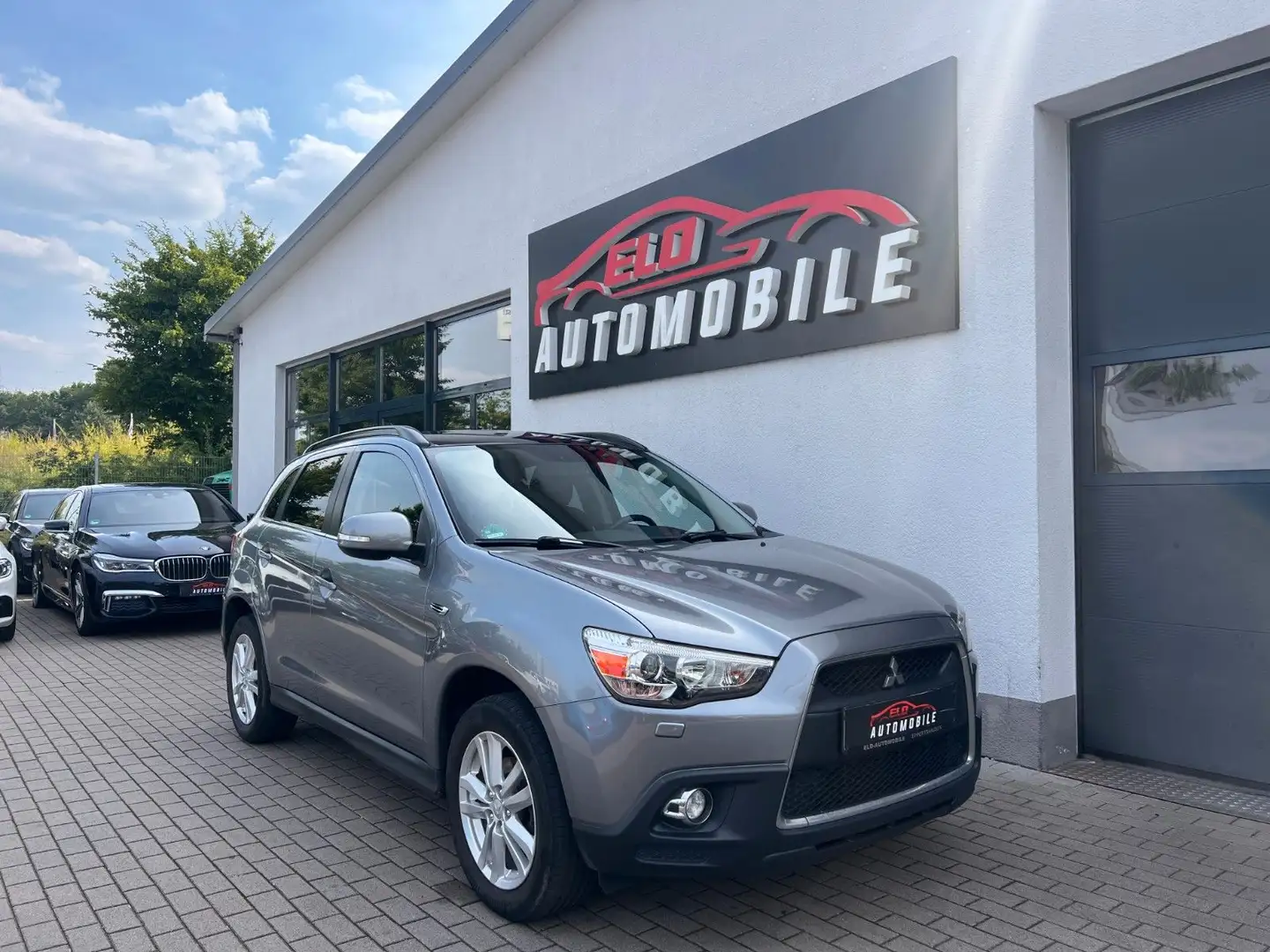 Mitsubishi ASX Intense 2WD*Panorama*Xenon* Grau - 1