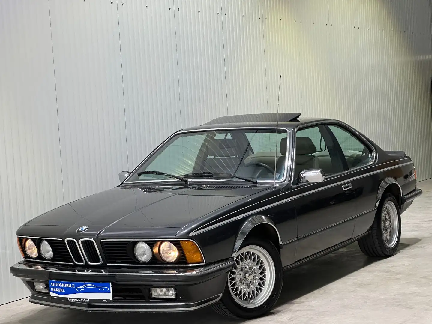 BMW 635 CSI Aut.*LEDER*SPORTSITZE*eSHD*ZV*16"*H-KENN Szürke - 1