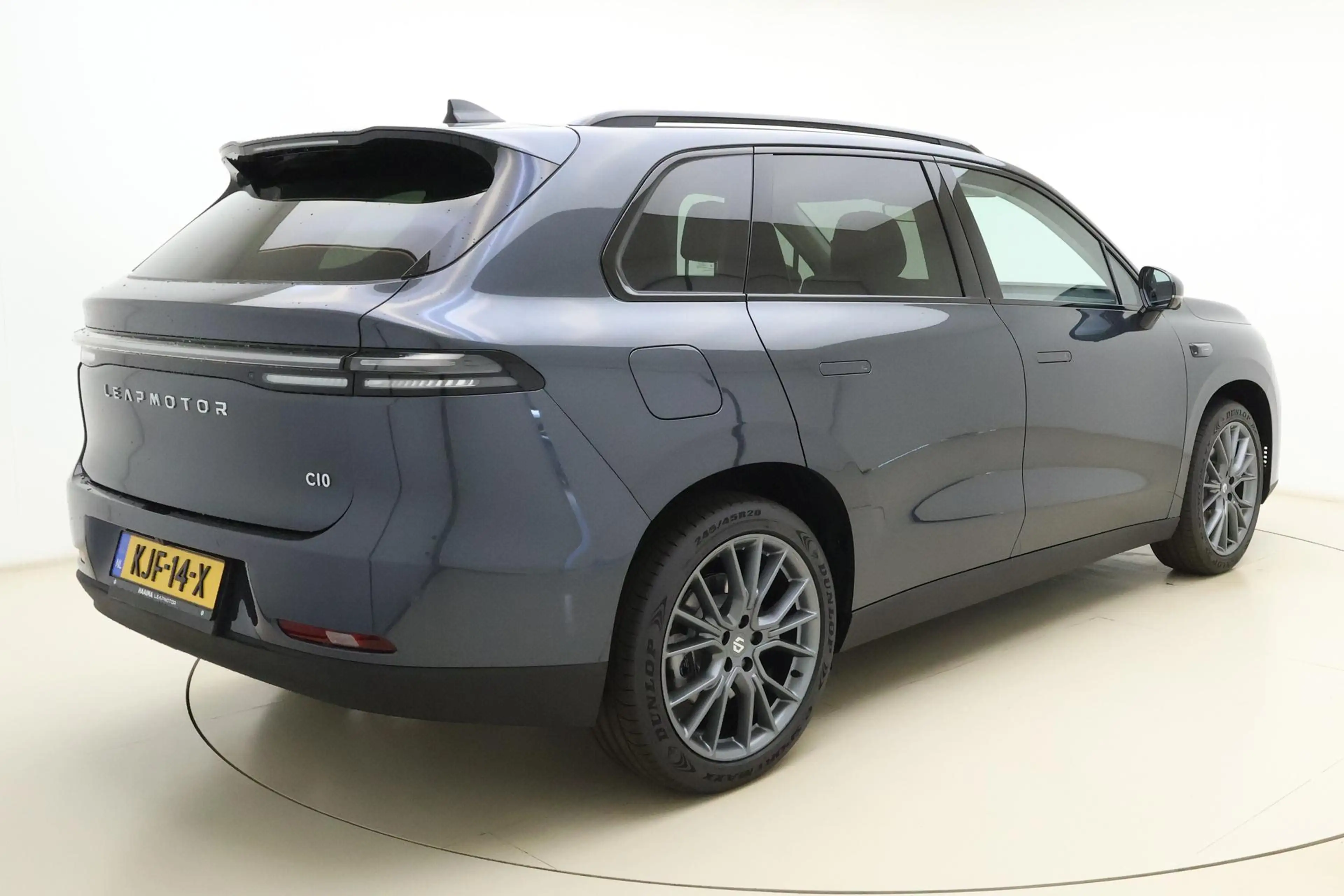Leapmotor C10 Design REEV 28.4 kWh | Nieuwe auto | Gecombineerde — photo 2