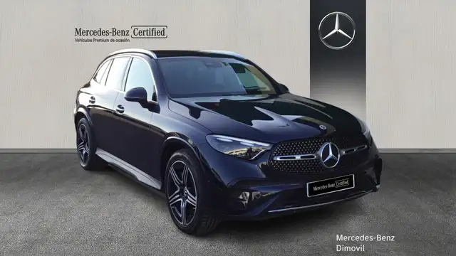 Mercedes-Benz GLC view 3